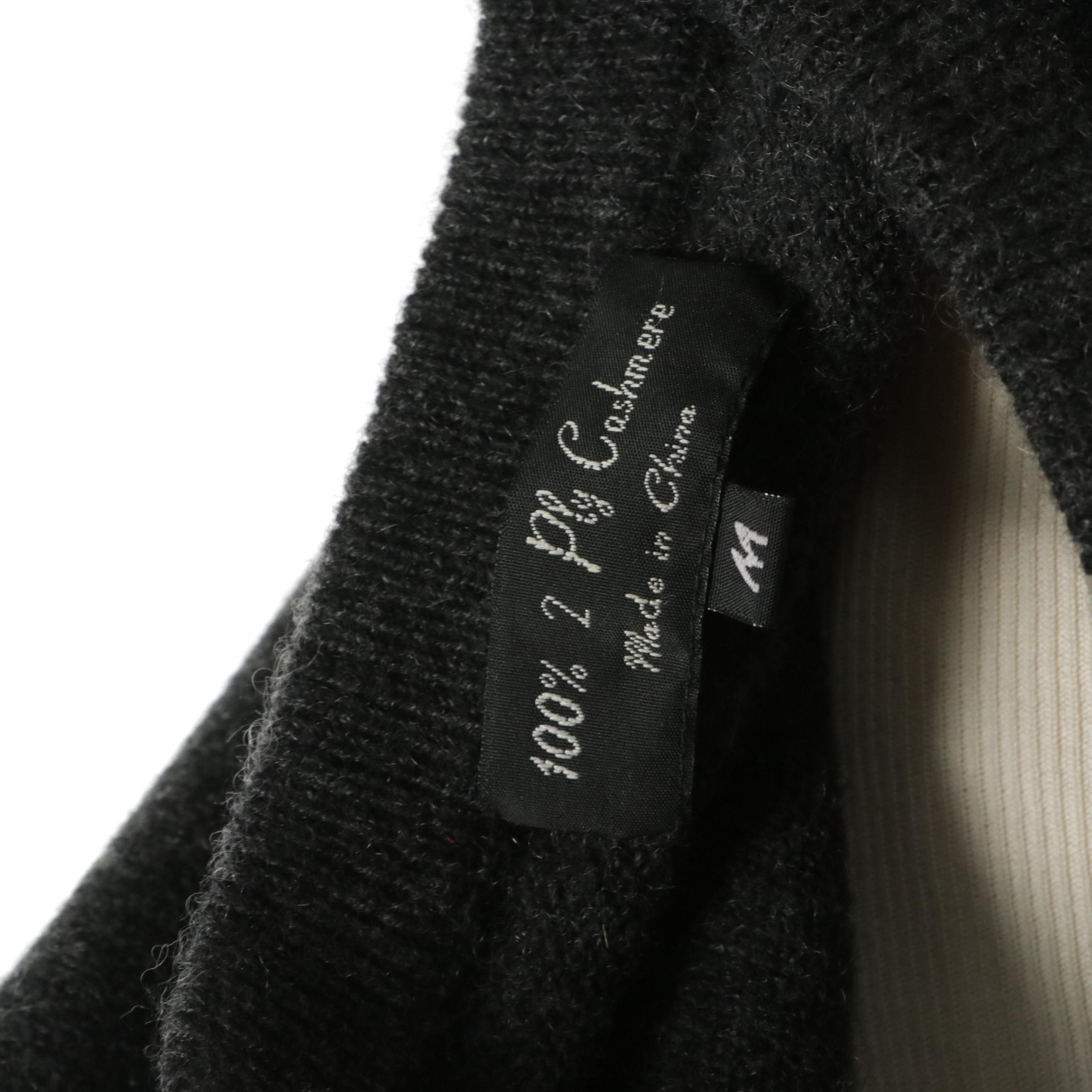 Men's Simpson and Other Vintage Grey Cashmere V-Neck Sweater