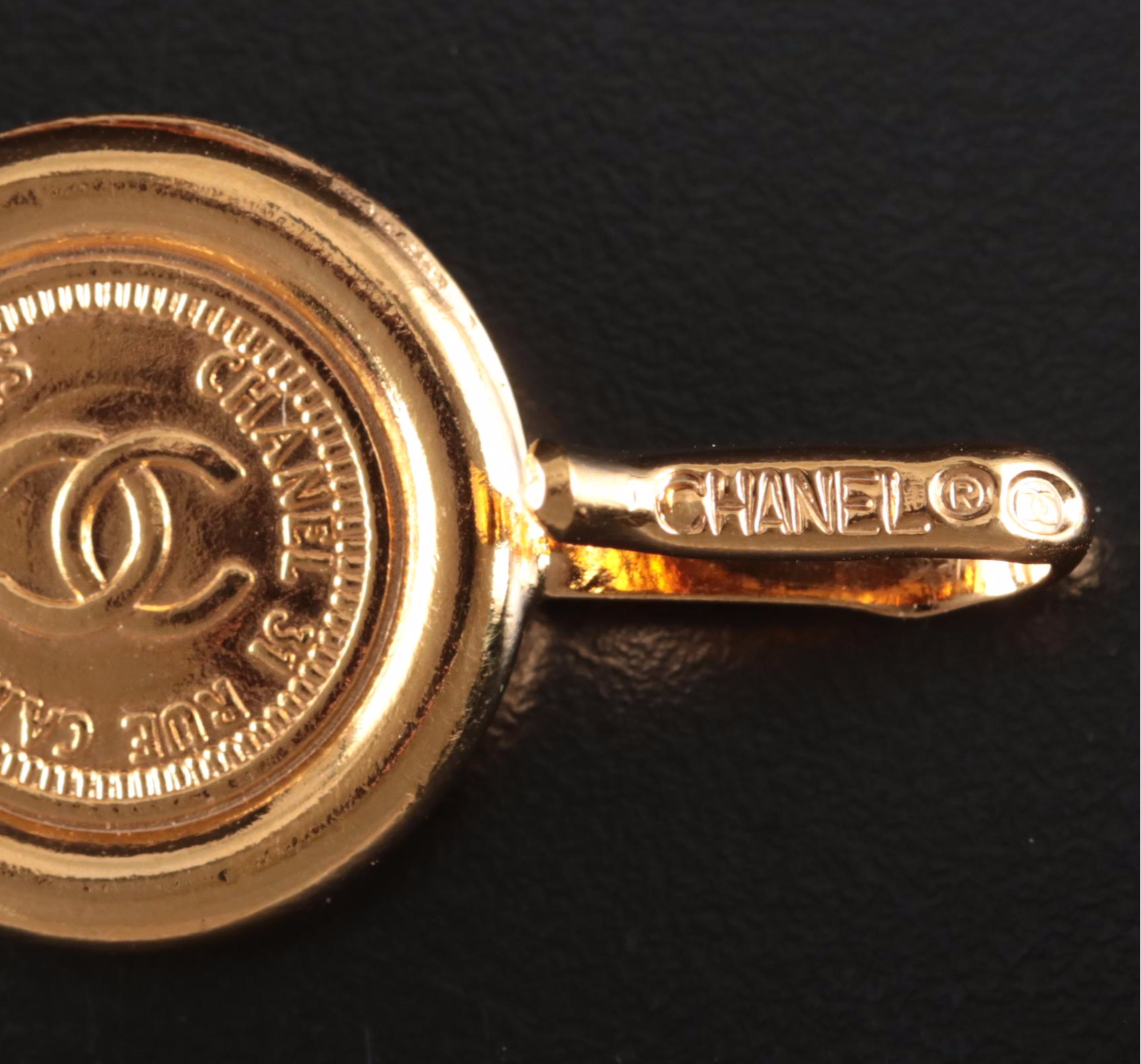 Chanel Medallion Logo Leather/Chain Belt