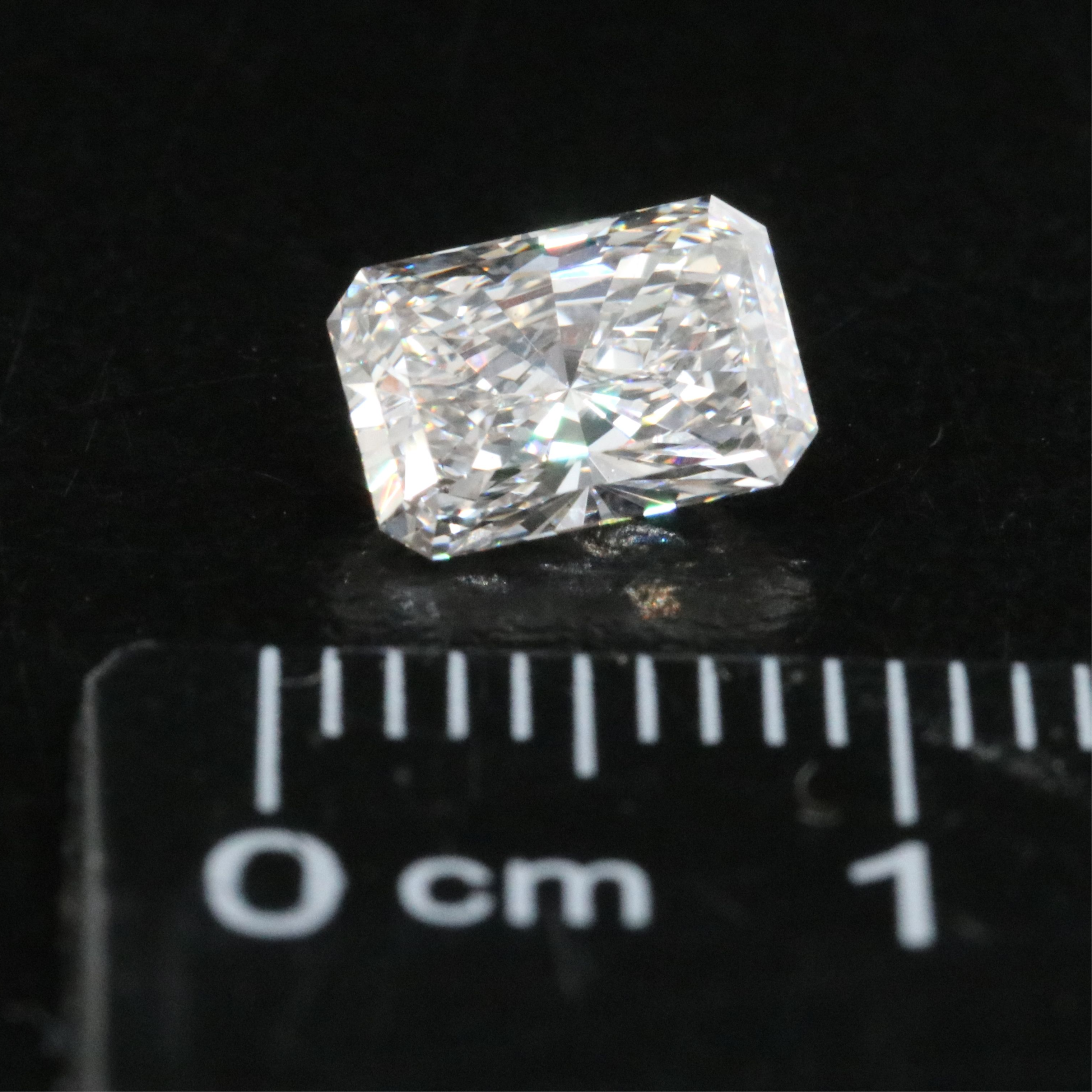 Loose 1.10 CT Lab Grown Diamond with IGI Report
