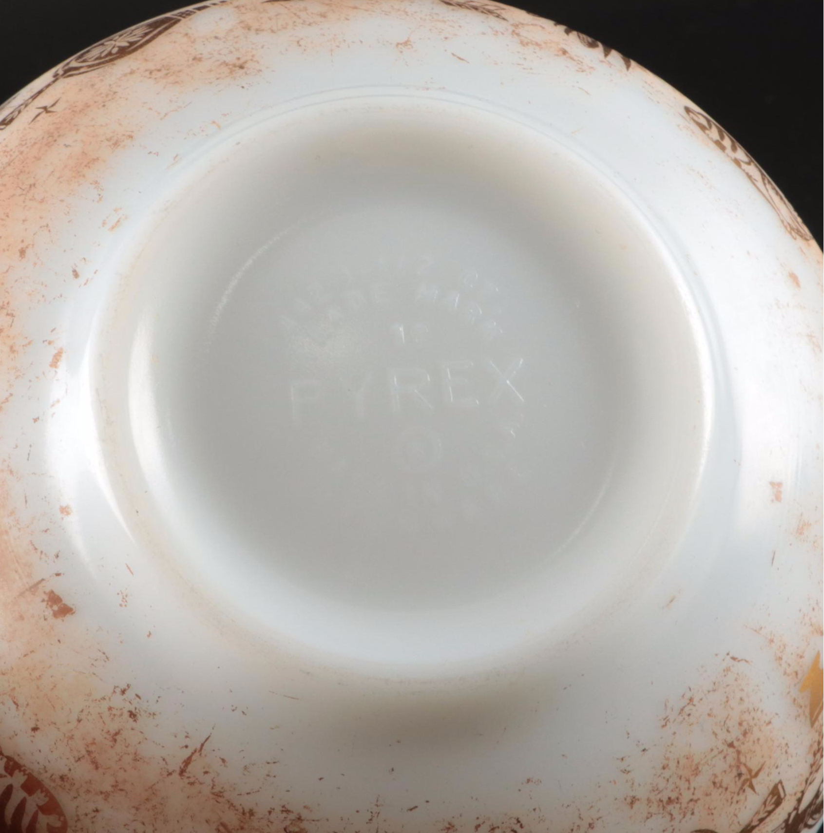 Pyrex "Early American" Glass Mixing Bowls, Mid to Late 20th Century