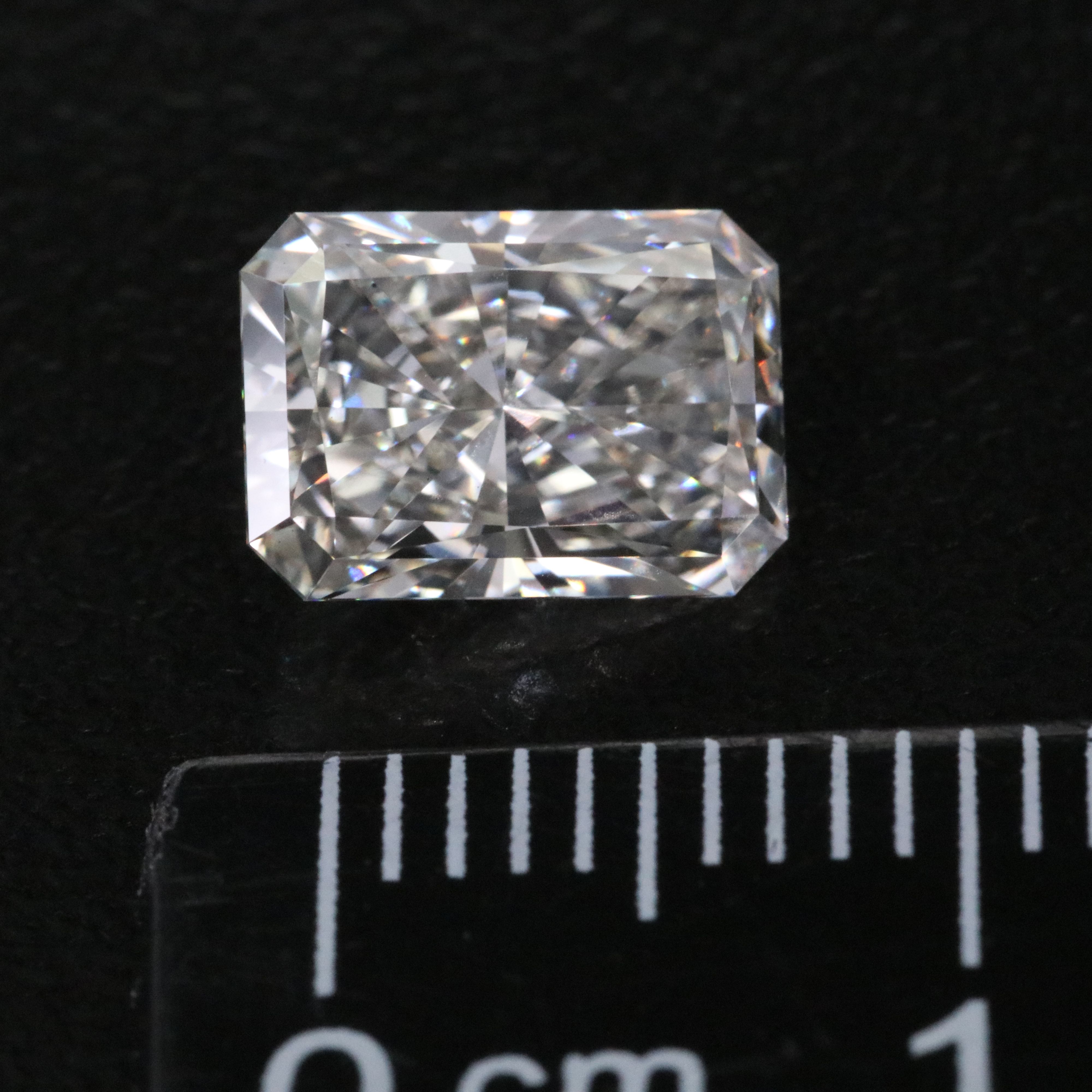 Loose 1.87 CT Lab Grown Diamond with IGI Report