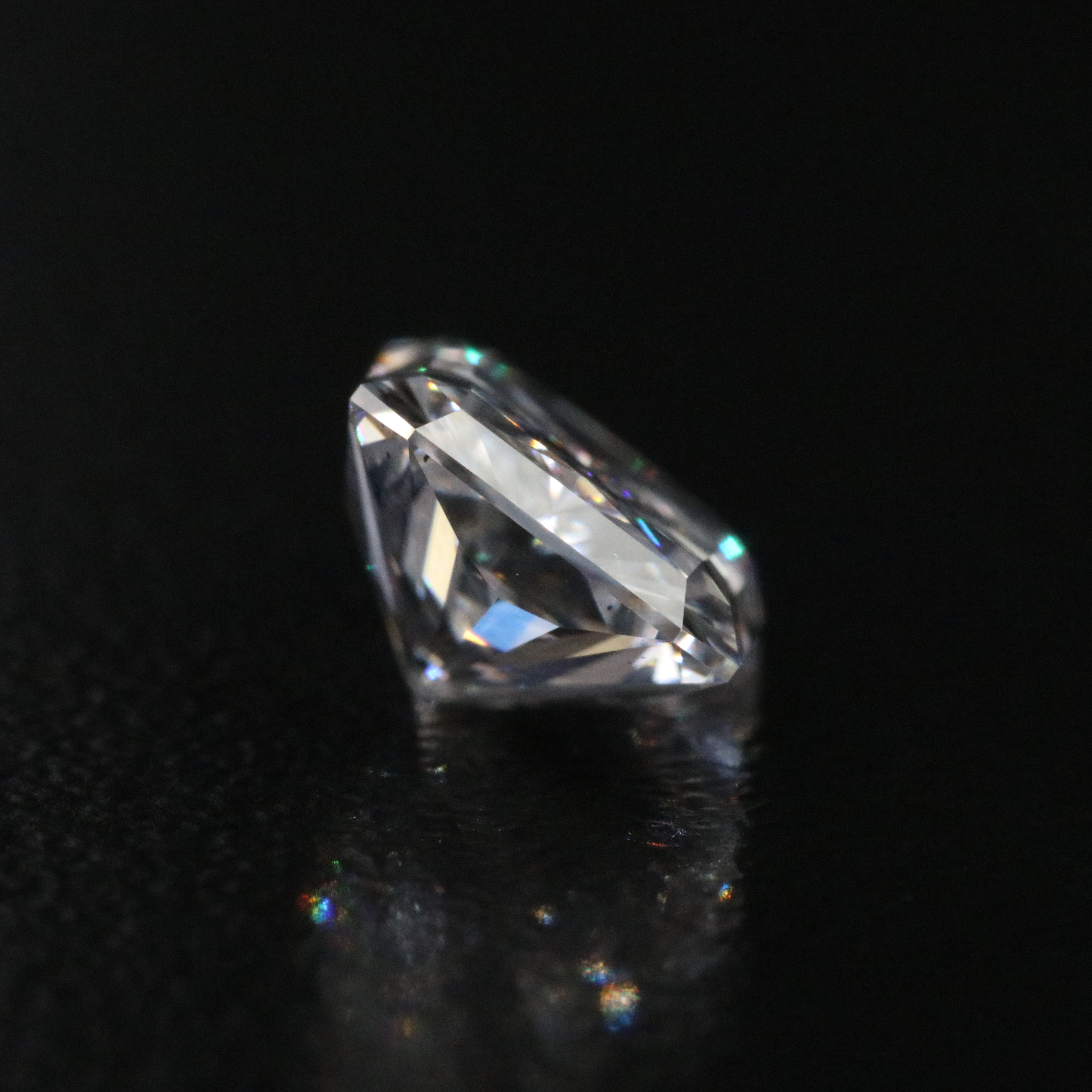 Loose 1.87 CT Lab Grown Diamond with IGI Report