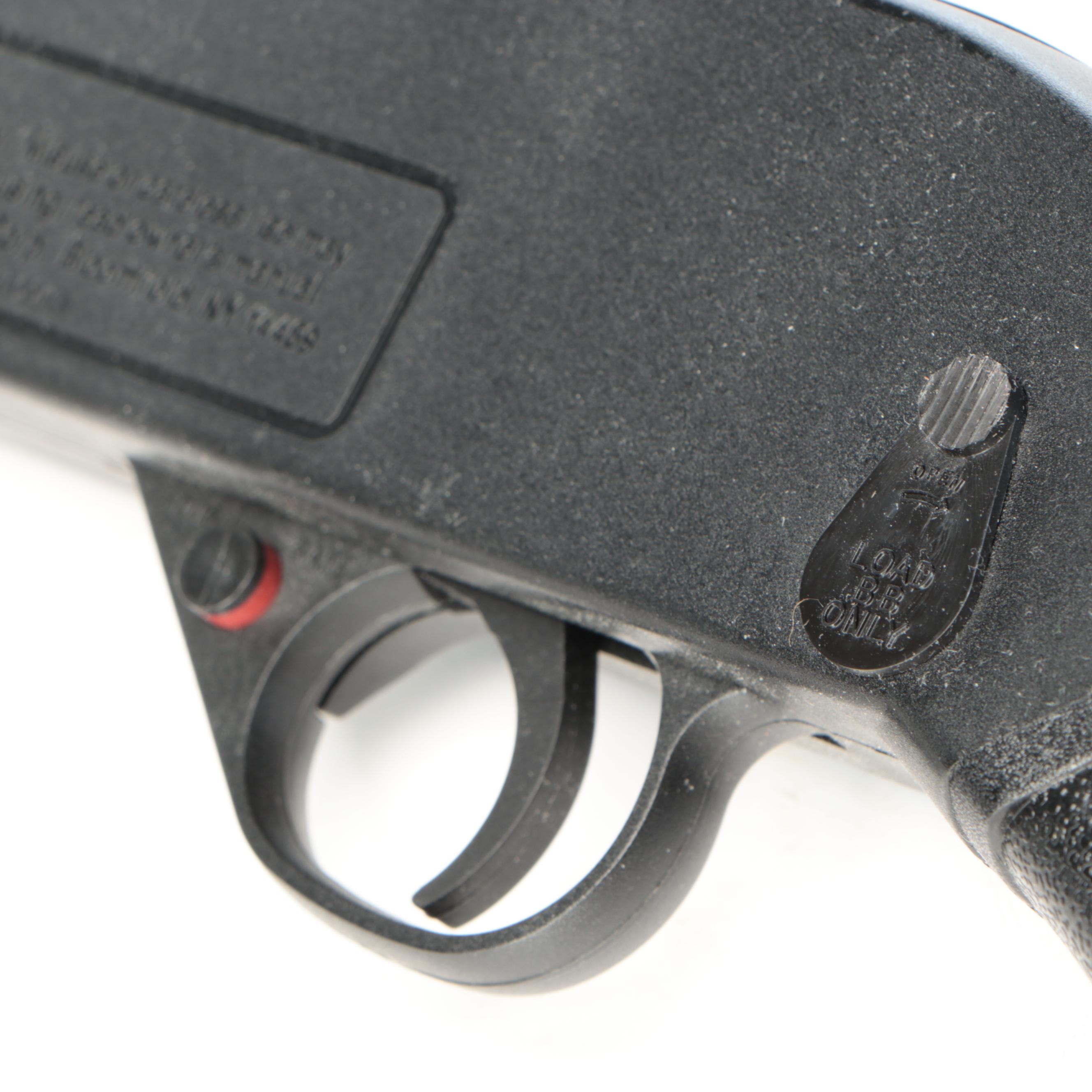 Crosman Pump master 760 Variable-Pump Air Rifle with 4x Scope