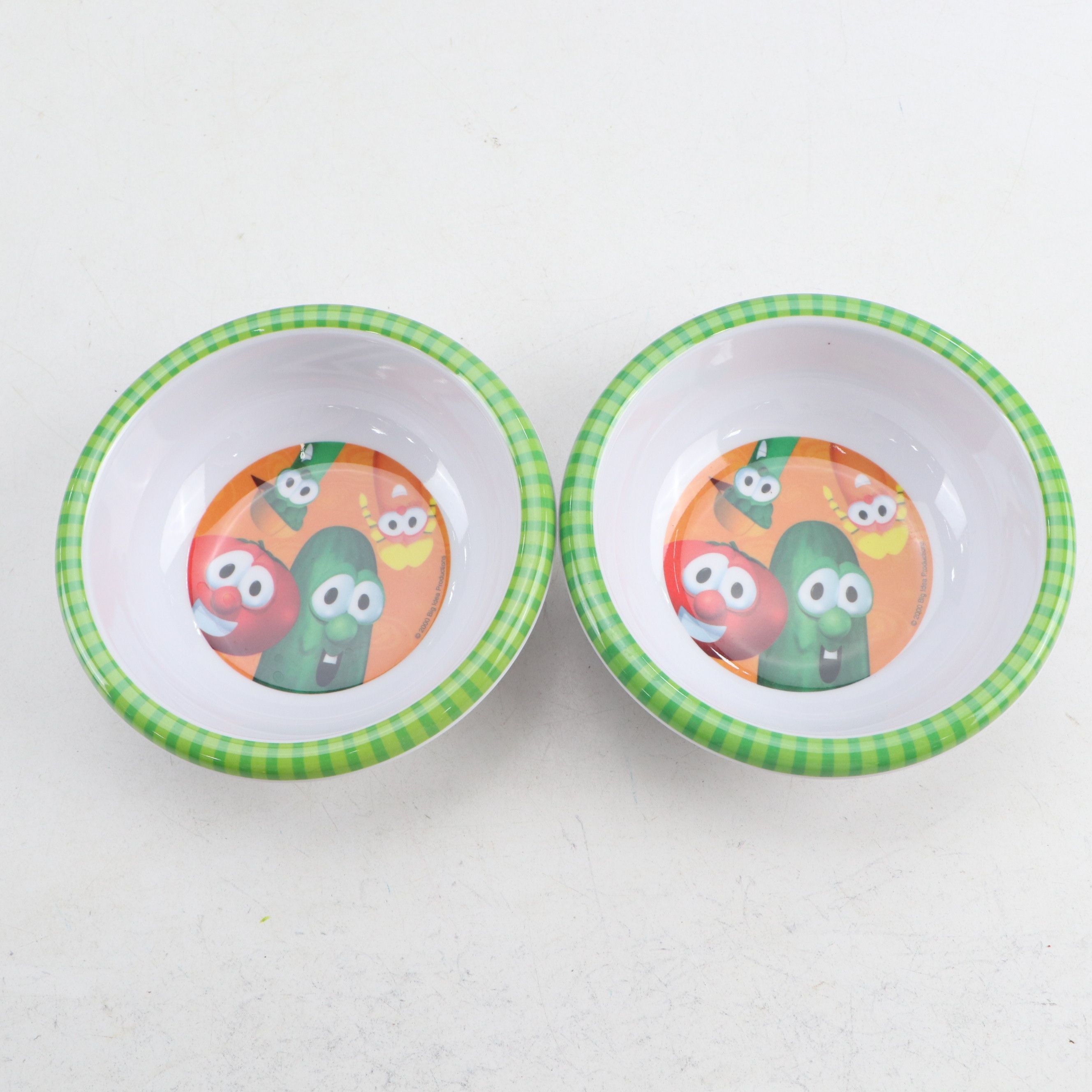 Oneida Deluxe Melamine Plate and Bowl with Plastic Children's Dinnerware