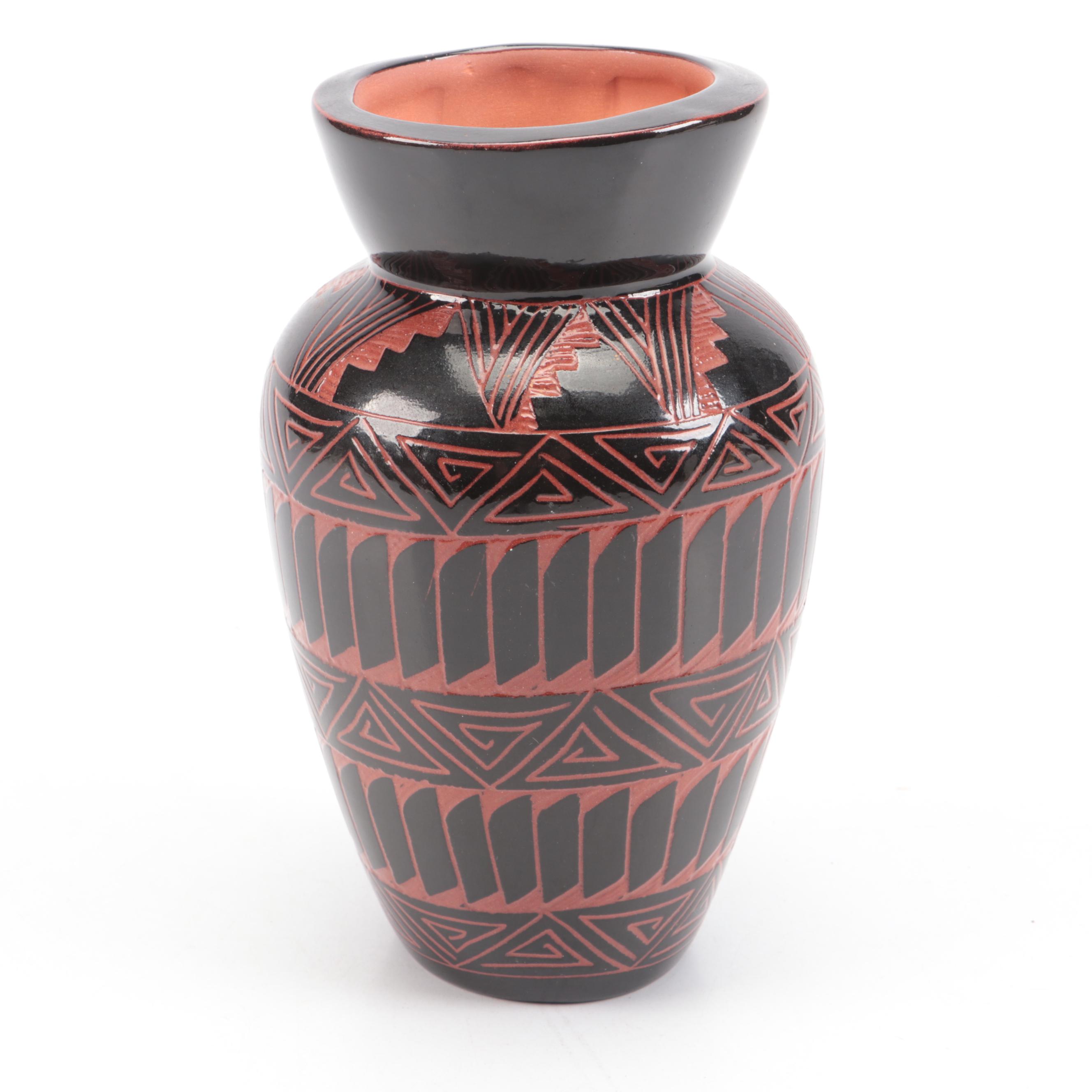 Priscilla Benally & Melvin Chavez Navajo Sgraffito Art Pottery Vase, 2001