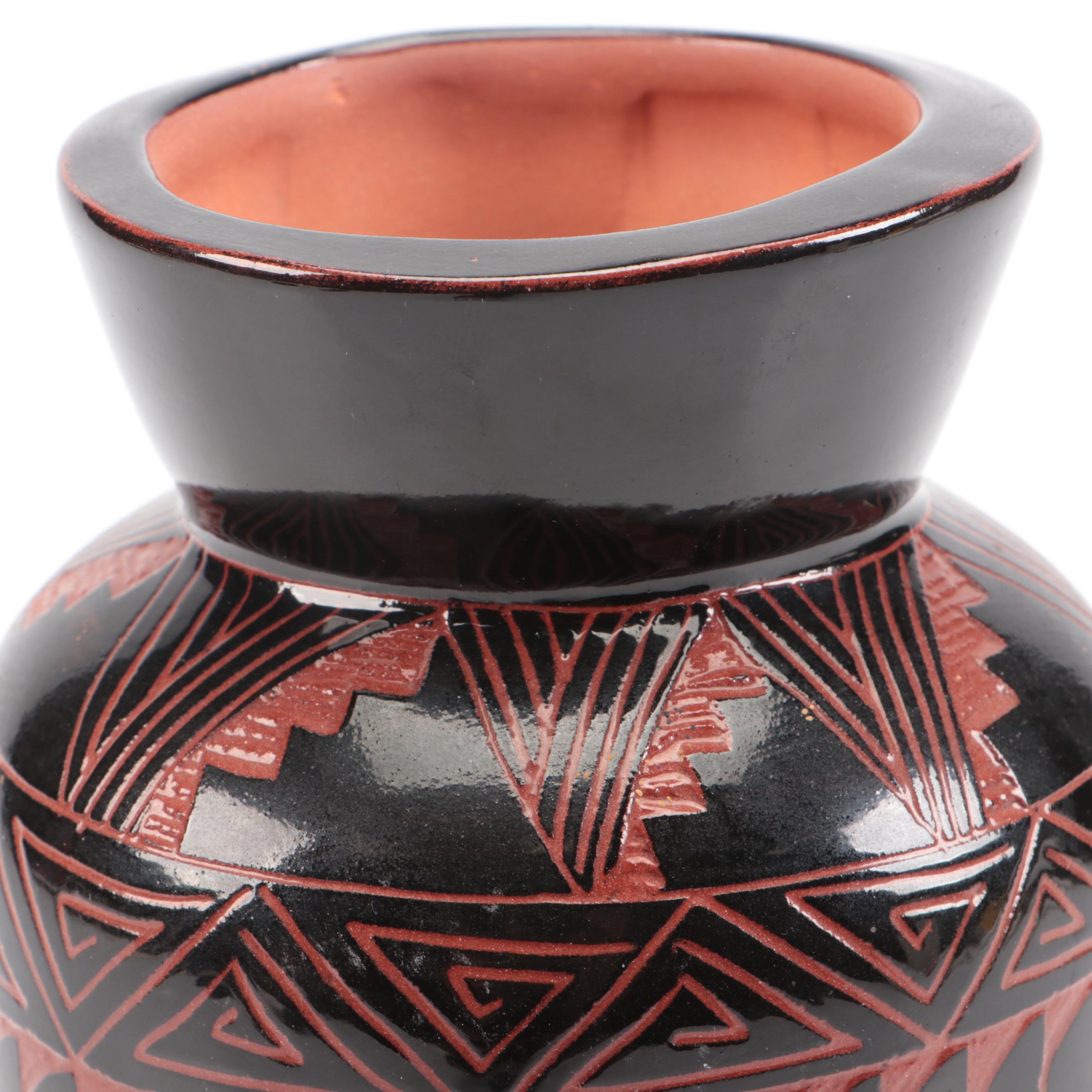 Priscilla Benally & Melvin Chavez Navajo Sgraffito Art Pottery Vase, 2001