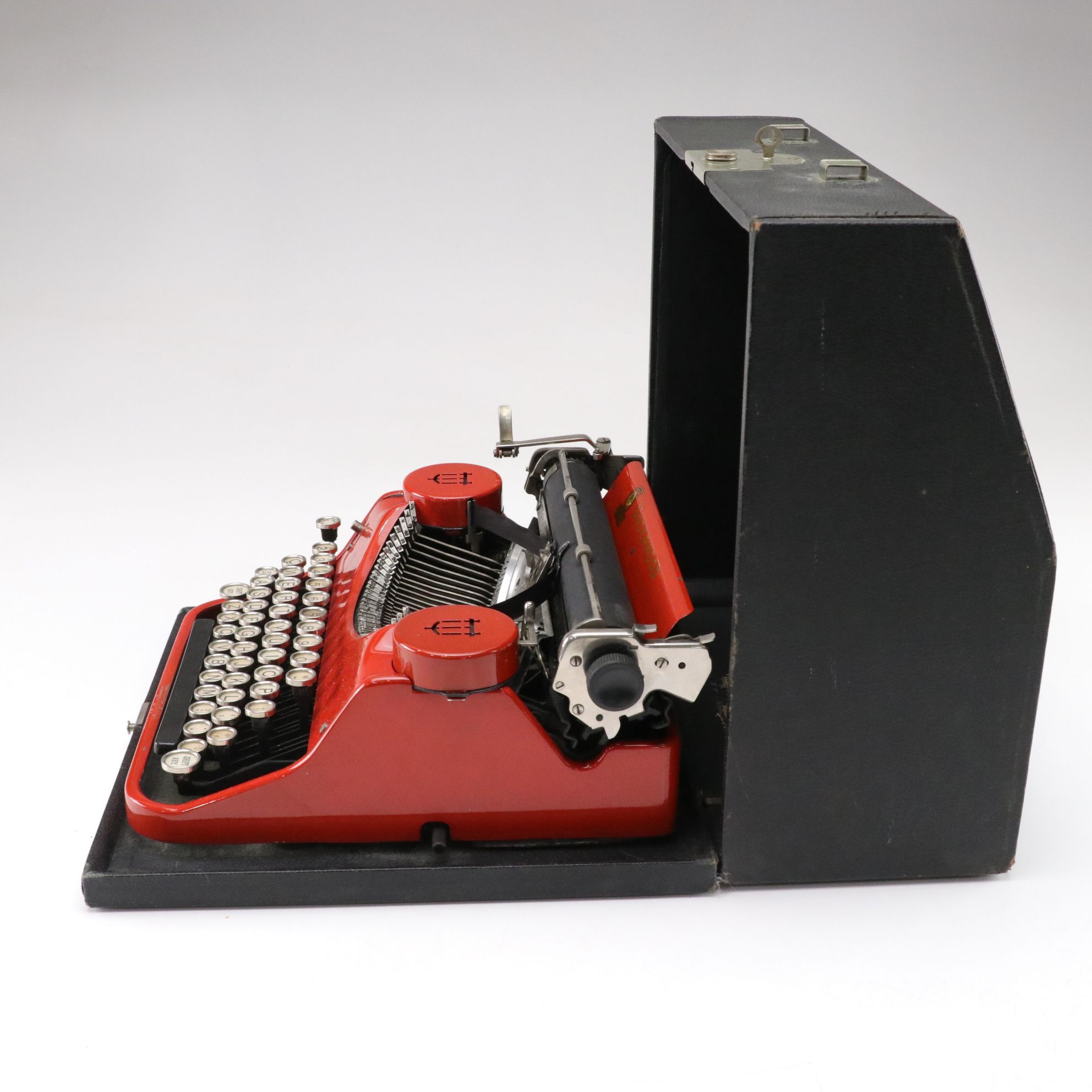 Underwood Type C 4-Bank Portable Typewriter, 1930