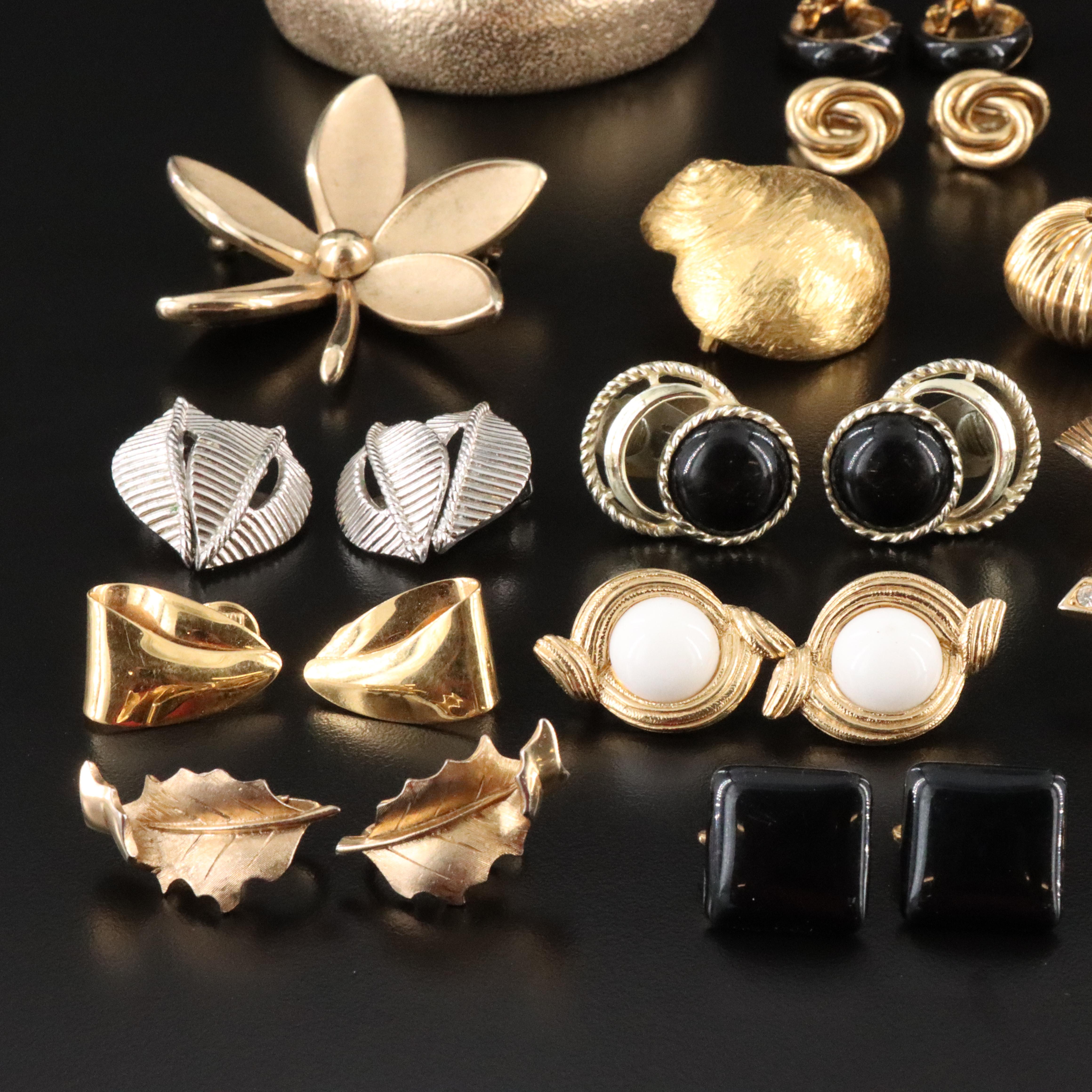 Vendome, Marvella and Coro Featured in Vintage Costume Jewelry Collection