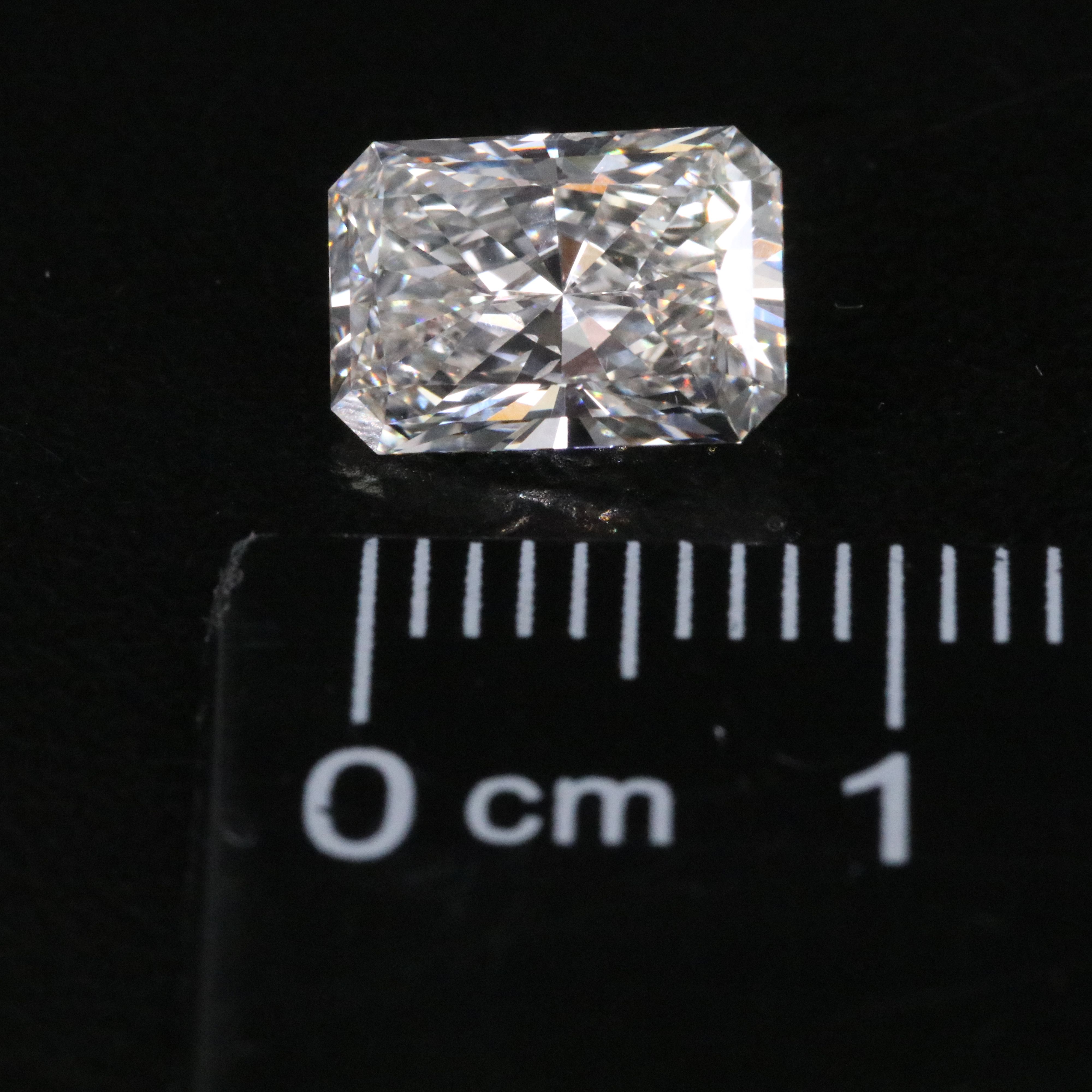 Loose 1.88 CT Lab Grown Diamond with IGI Report
