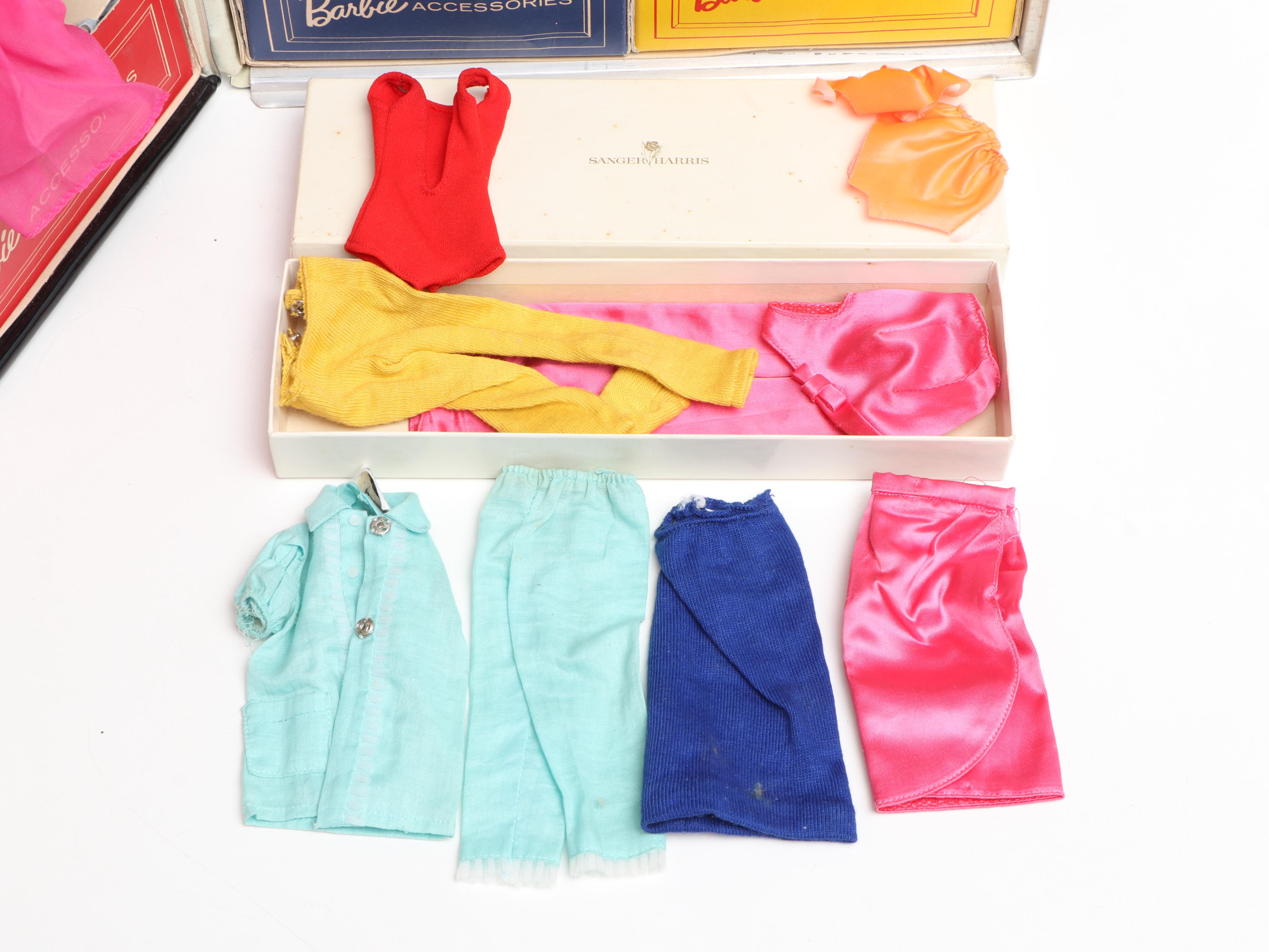 Barbie Fashion Doll Case with Doll, Clothing, and Accessories