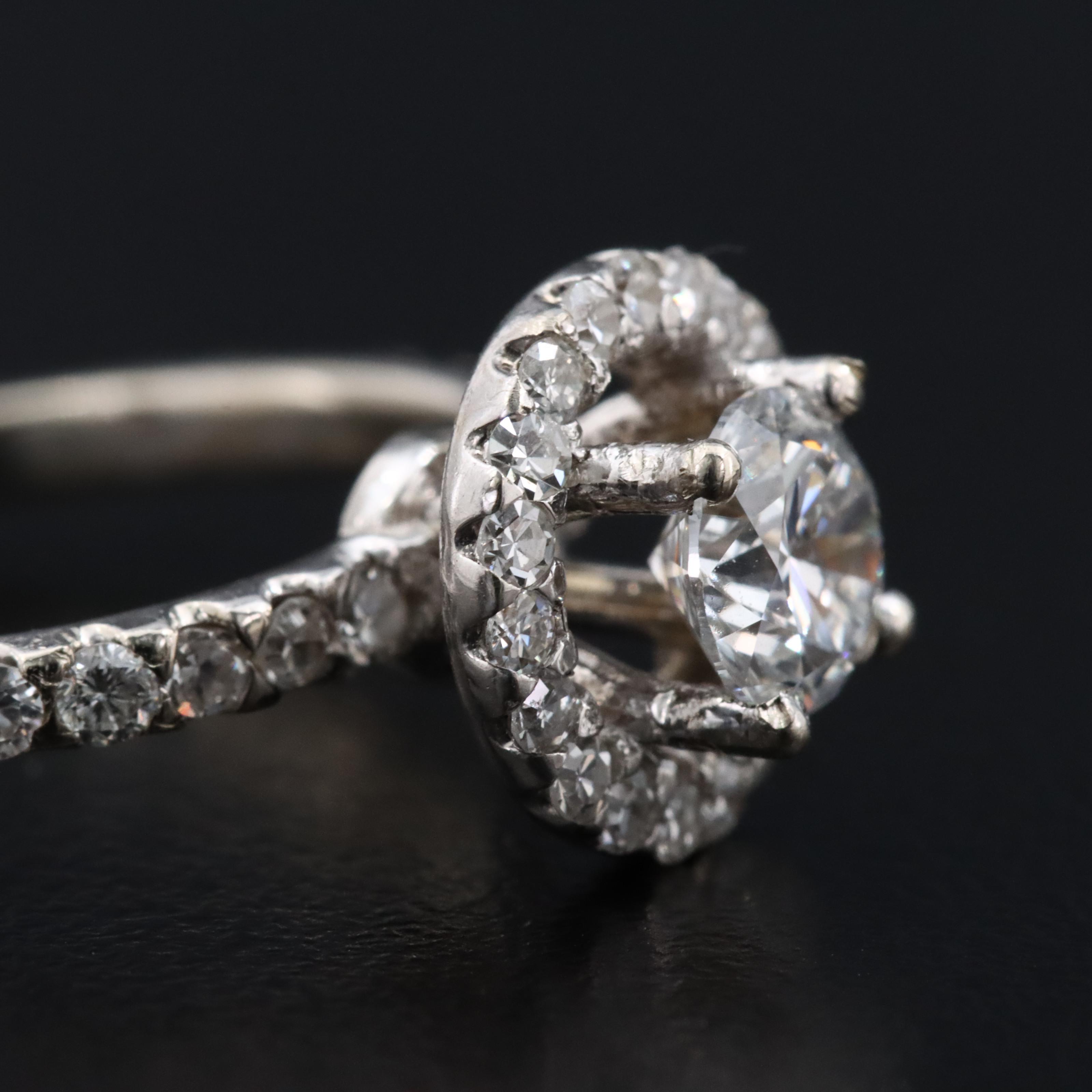 14K 0.97 CTW Daimond Ring with Lab Grown Center