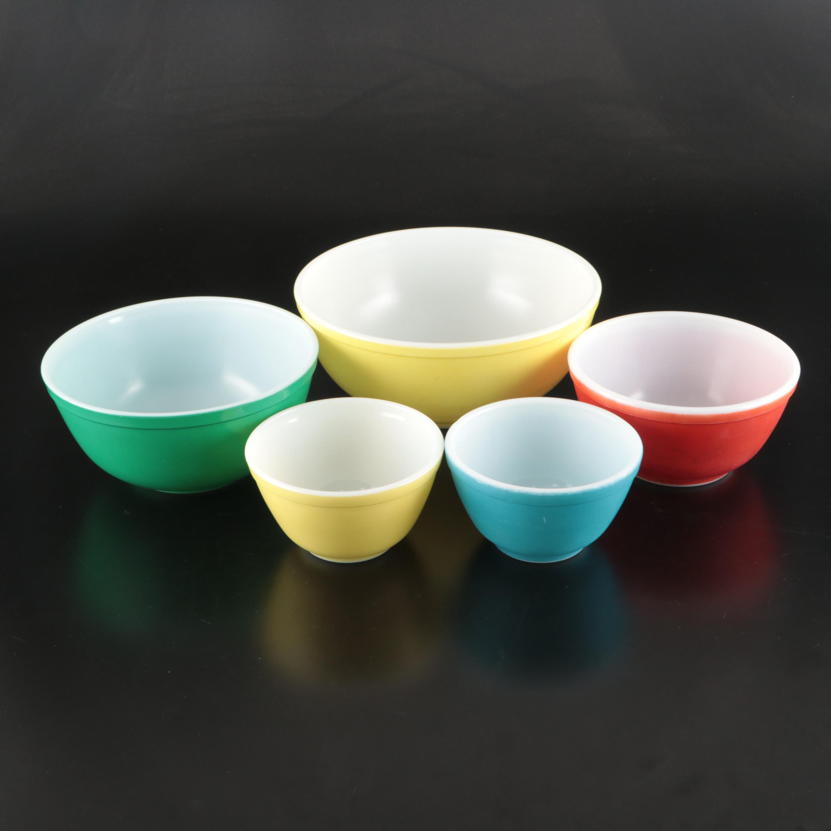 Mid Century Modern Pyrex Primary Color Glass Mixing Bowls, 1949-1957