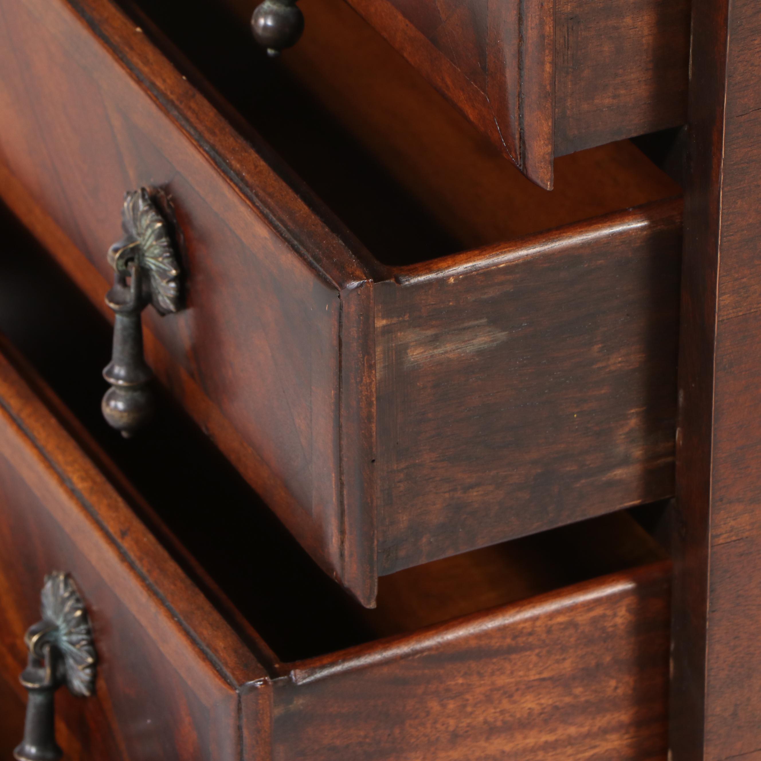 Georgian Style Inlaid Mahogany Chest of Drawers, 20th Century