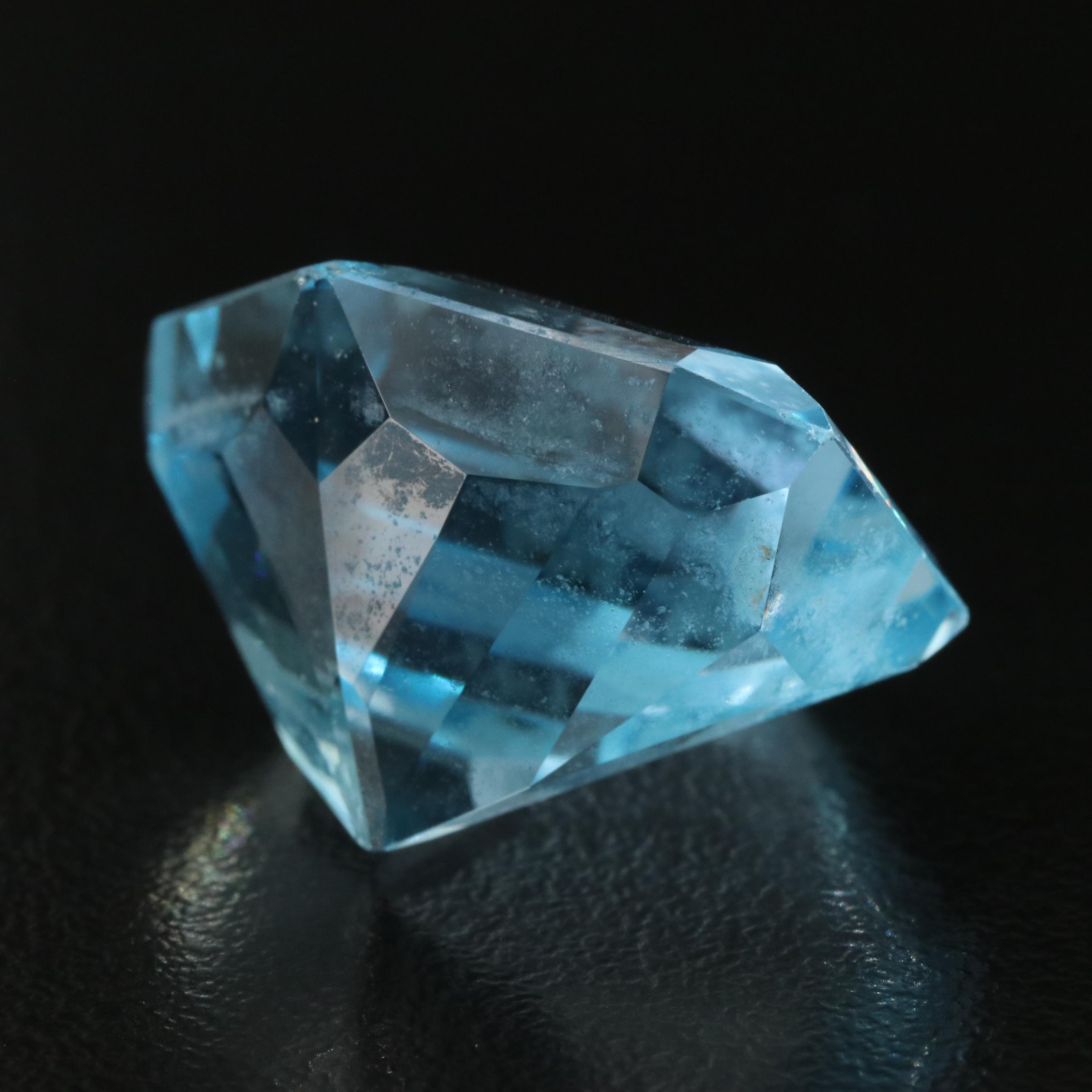 Loose 36.56 CT Swiss Blue Topaz