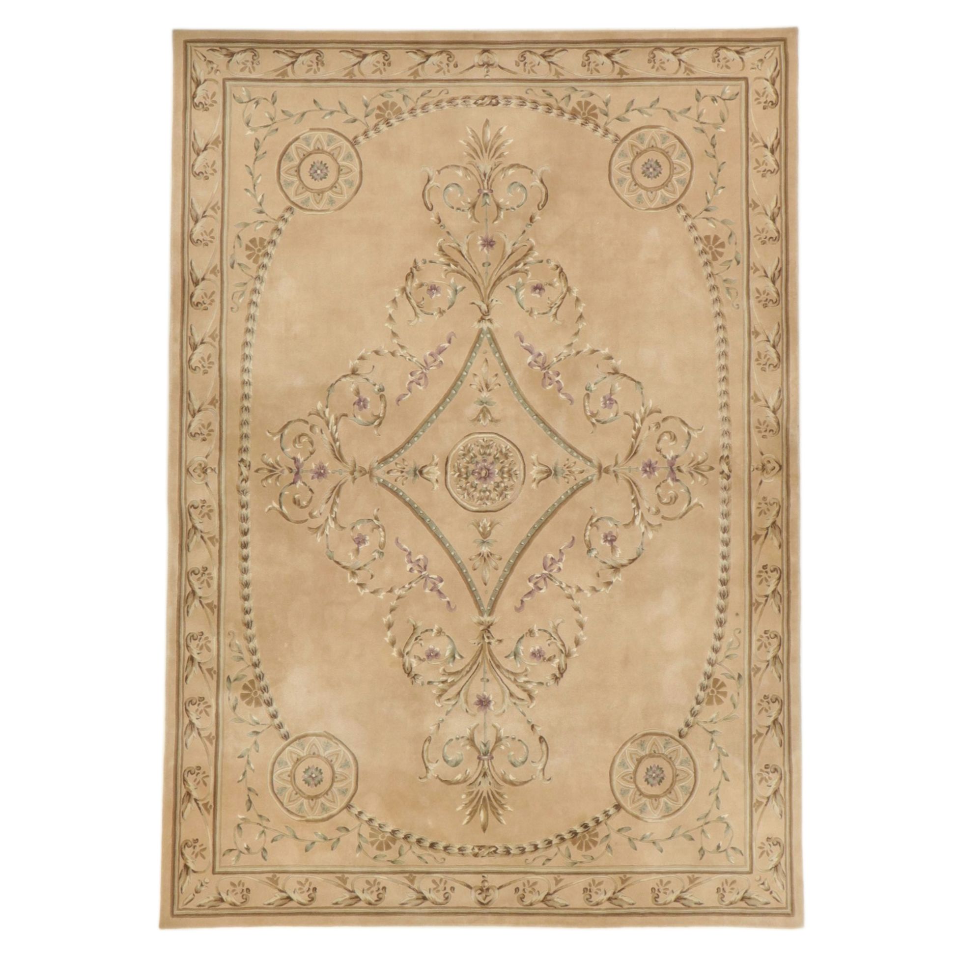 9'6 x 13'6 Hand-Tufted Versailles Palace" Area Rug