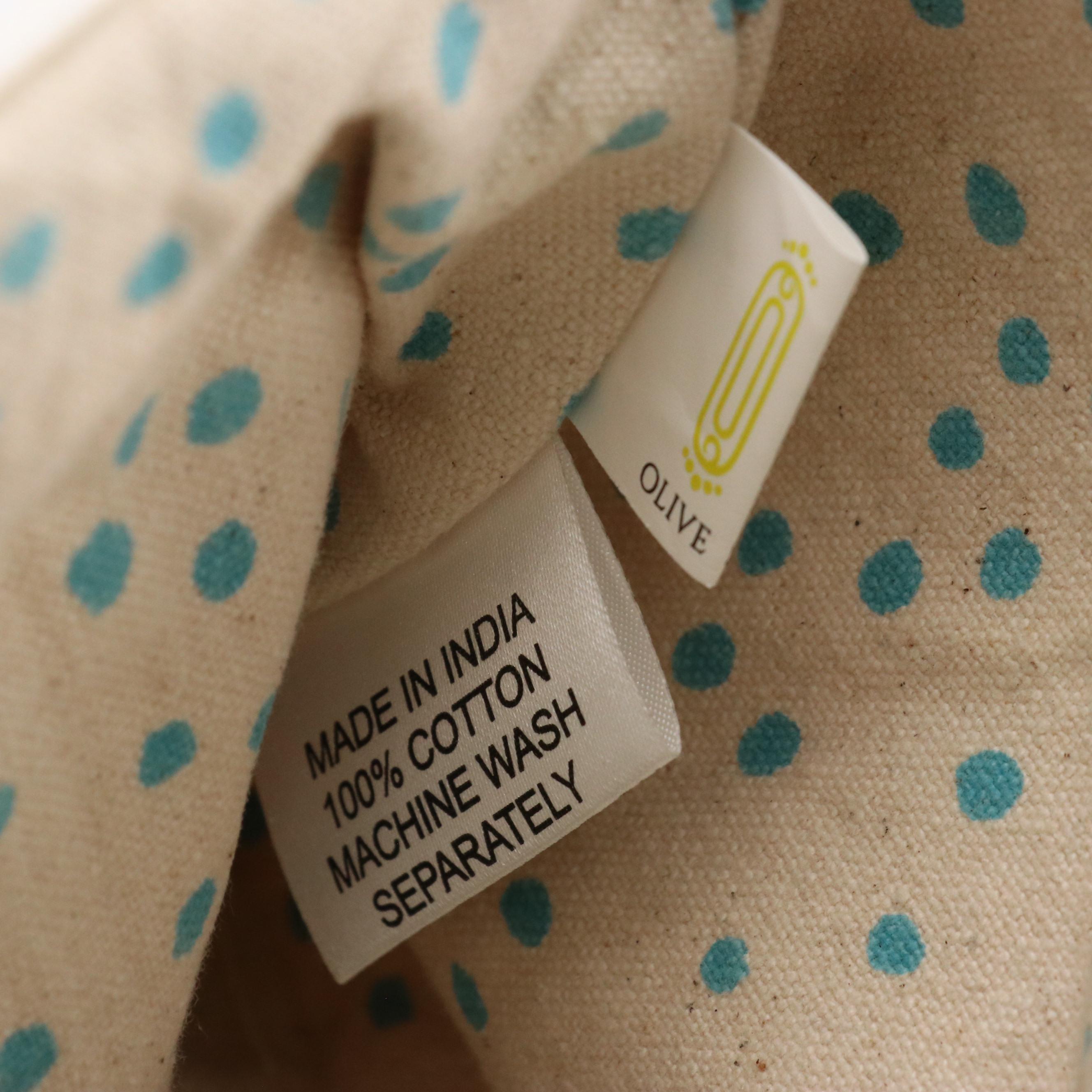 Vlando Viaggio Travel Jewelry Organizer and Olivers Peoples Zip Pouch