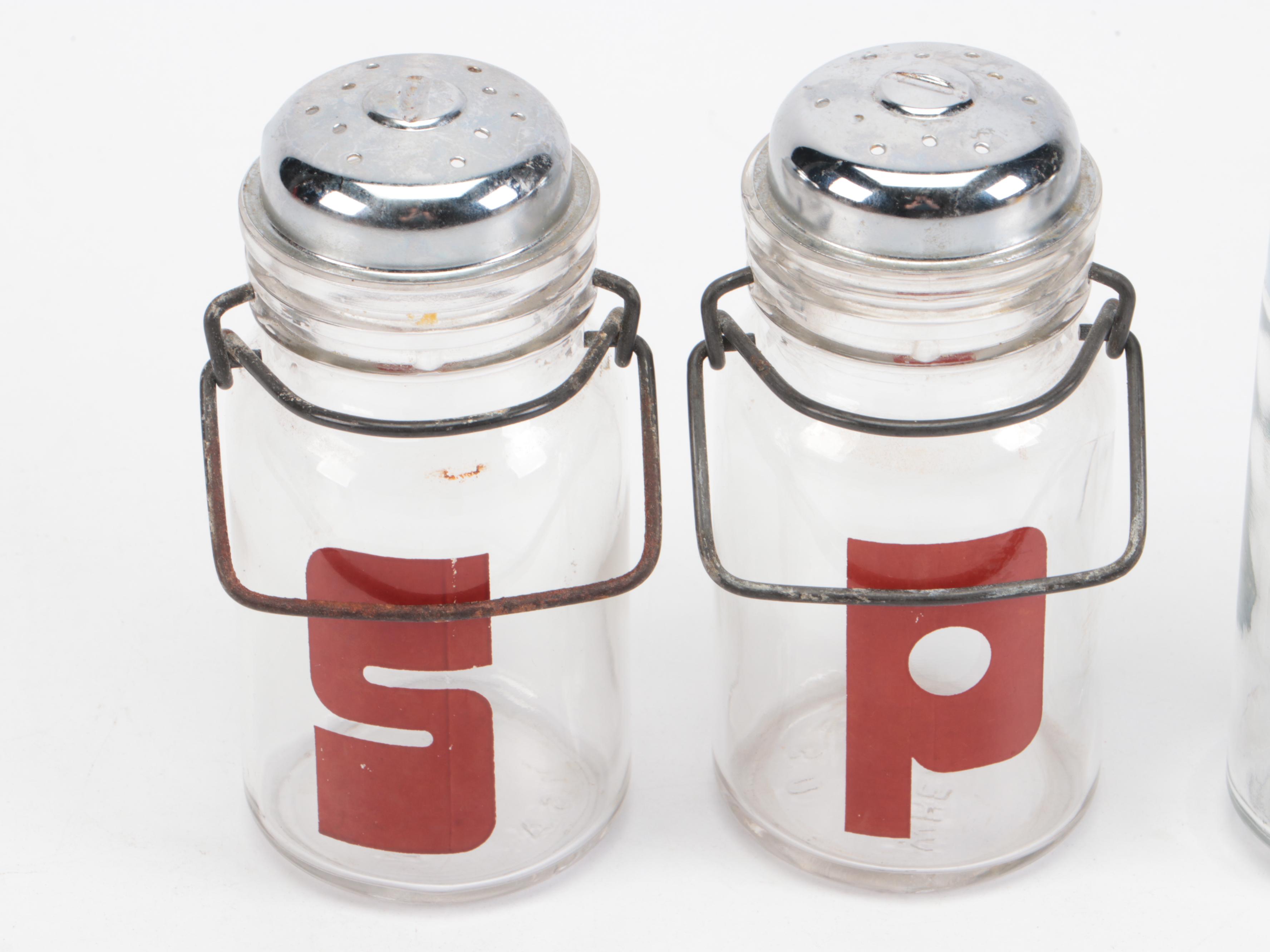 Revere Ware Stainless Steel Pan with Oil Sprayer and Shakers