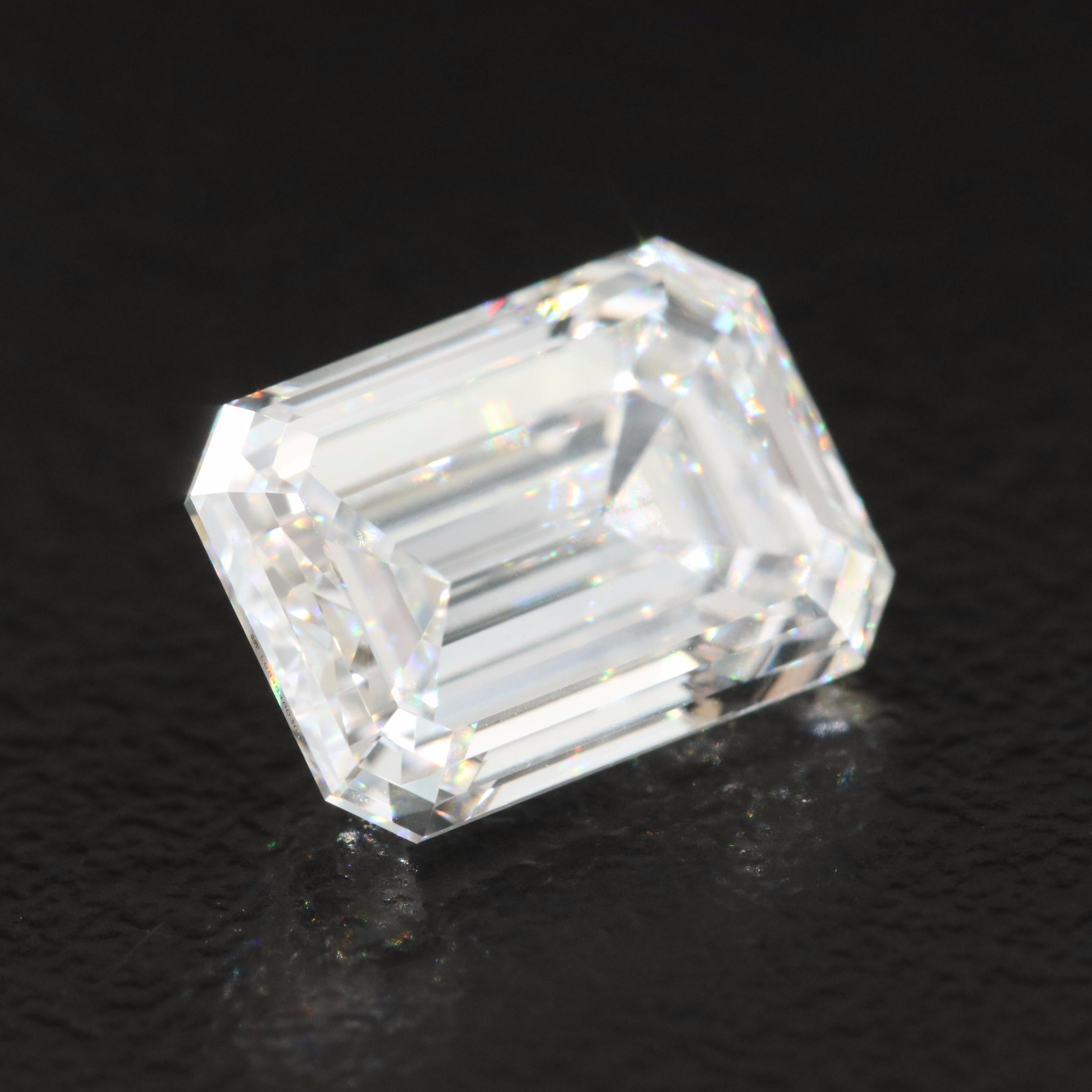 Loose 3.03 CT Lab Grown Diamond with IGI Report
