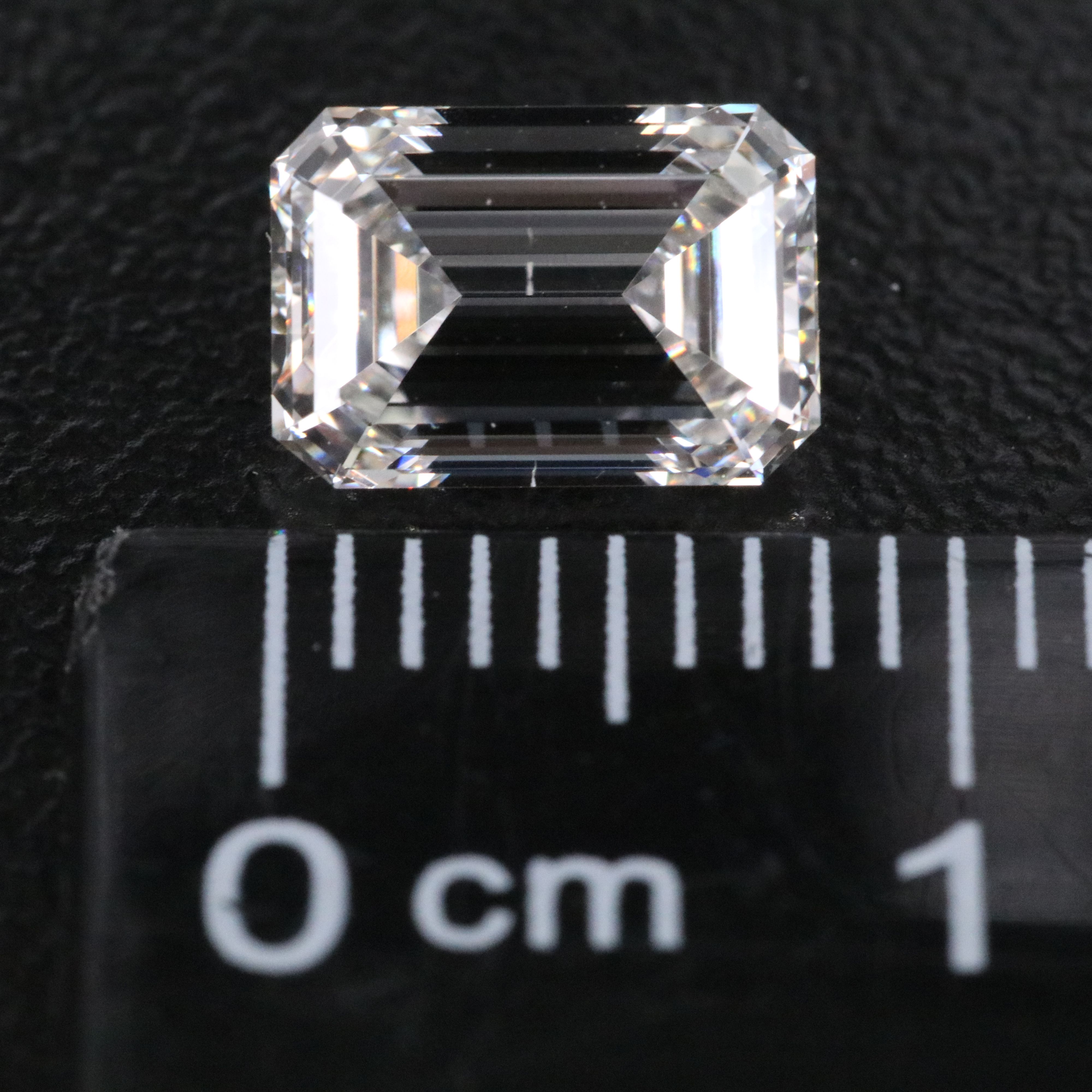 Loose 1.69 CT Lab Grown Diamond with IGI Report