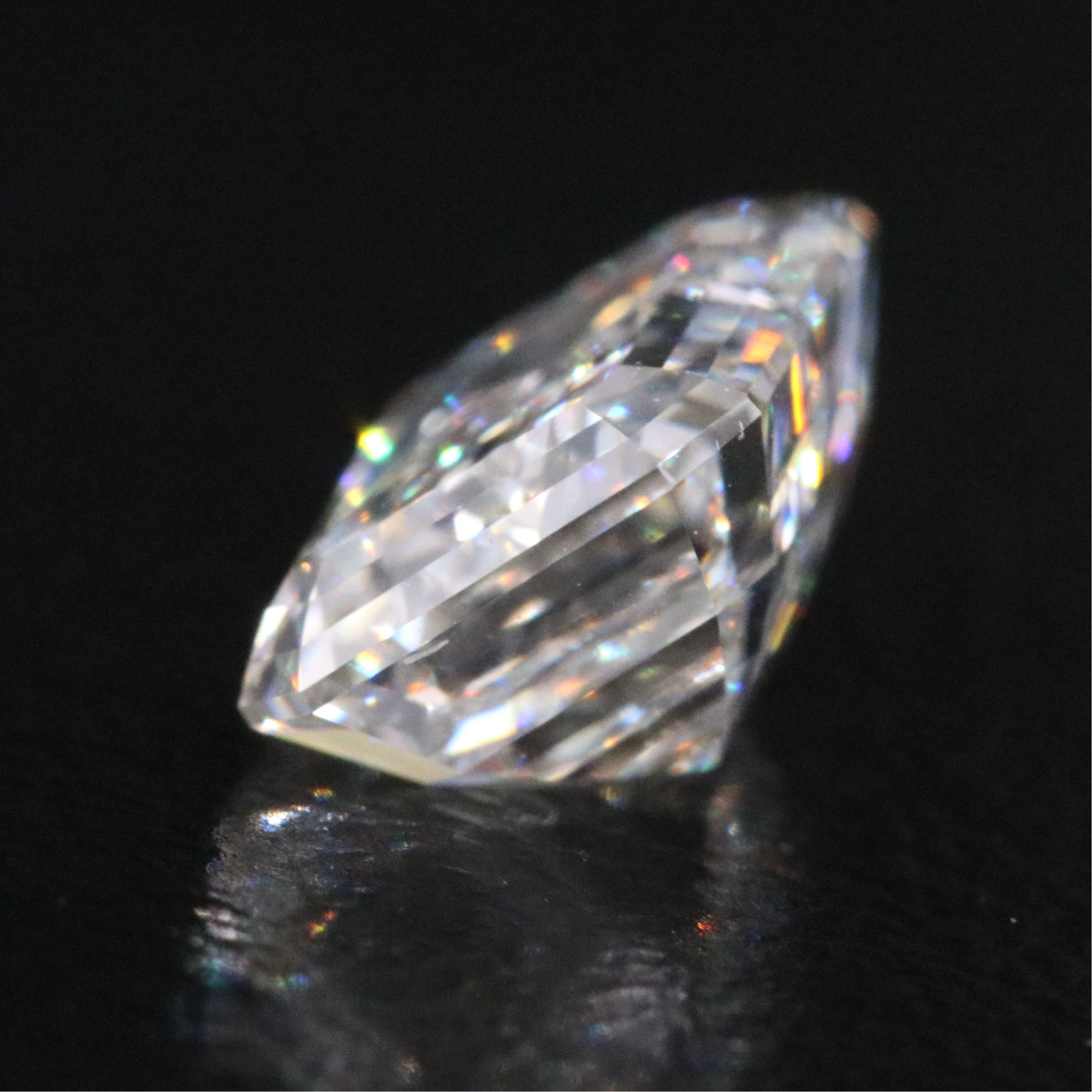 Loose 1.69 CT Lab Grown Diamond with IGI Report
