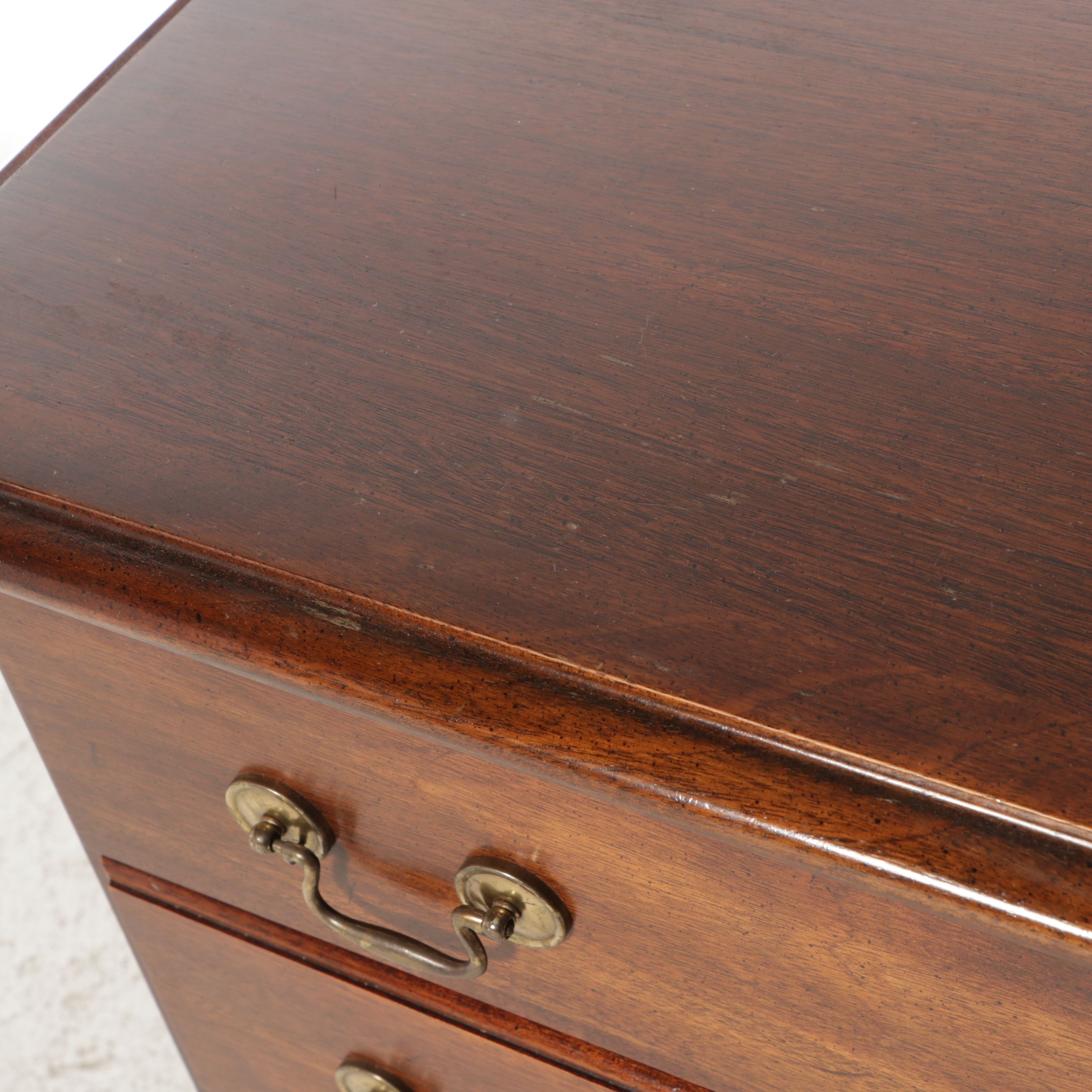 Georgian Style Mahogany Four-Drawer Chest, Late 20th Century