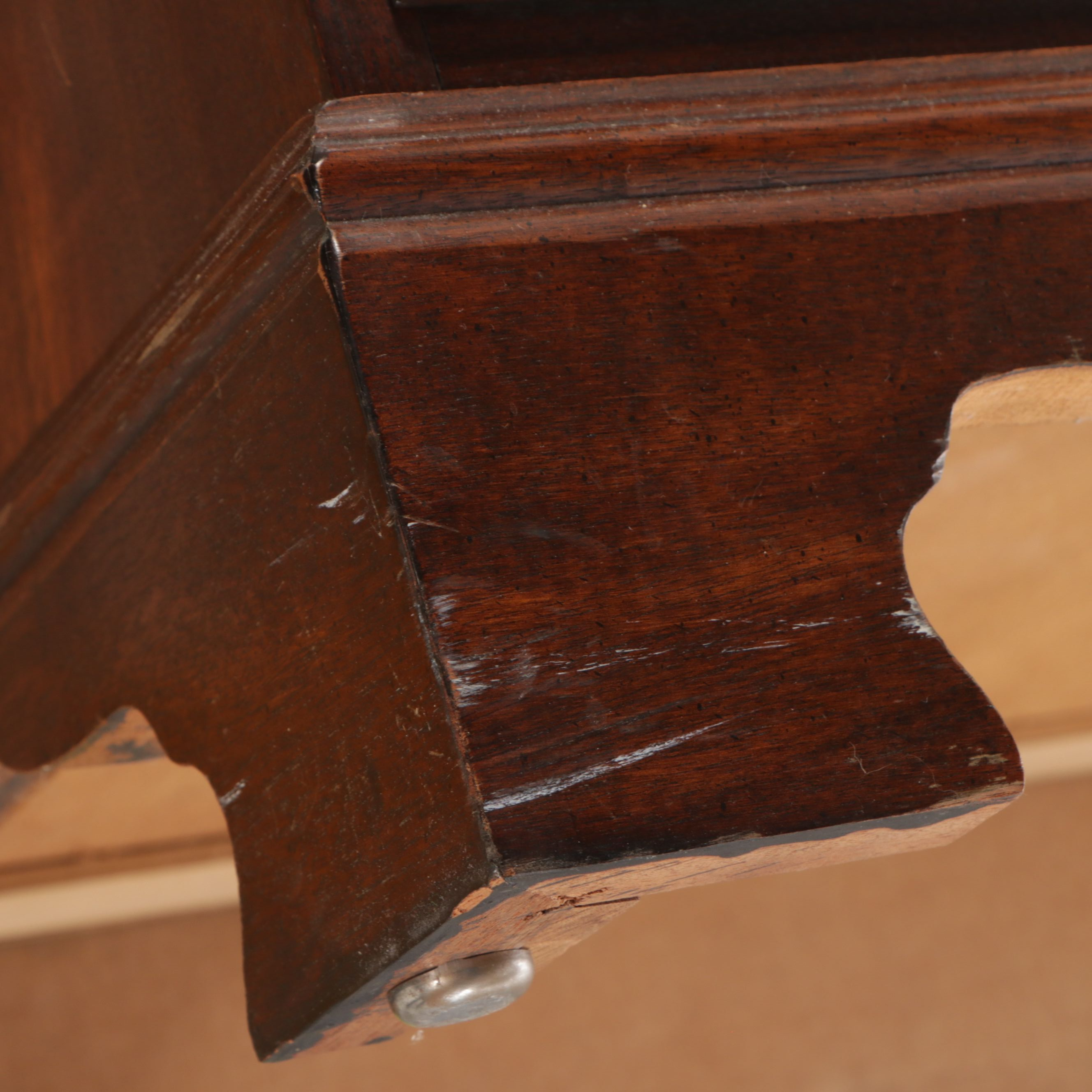 Georgian Style Mahogany Four-Drawer Chest, Late 20th Century