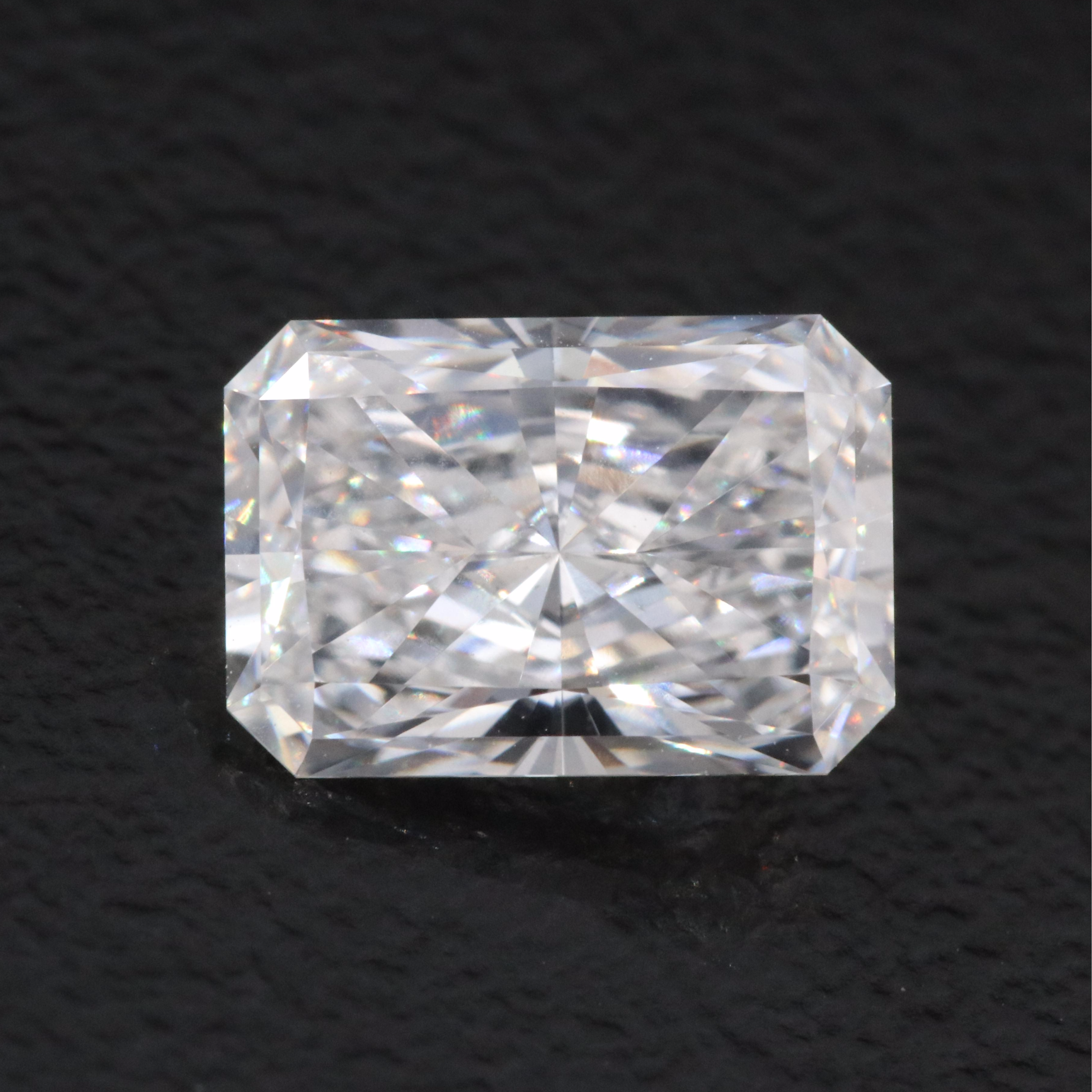 Loose 1.59 CT Lab Grown Diamond with IGI Report