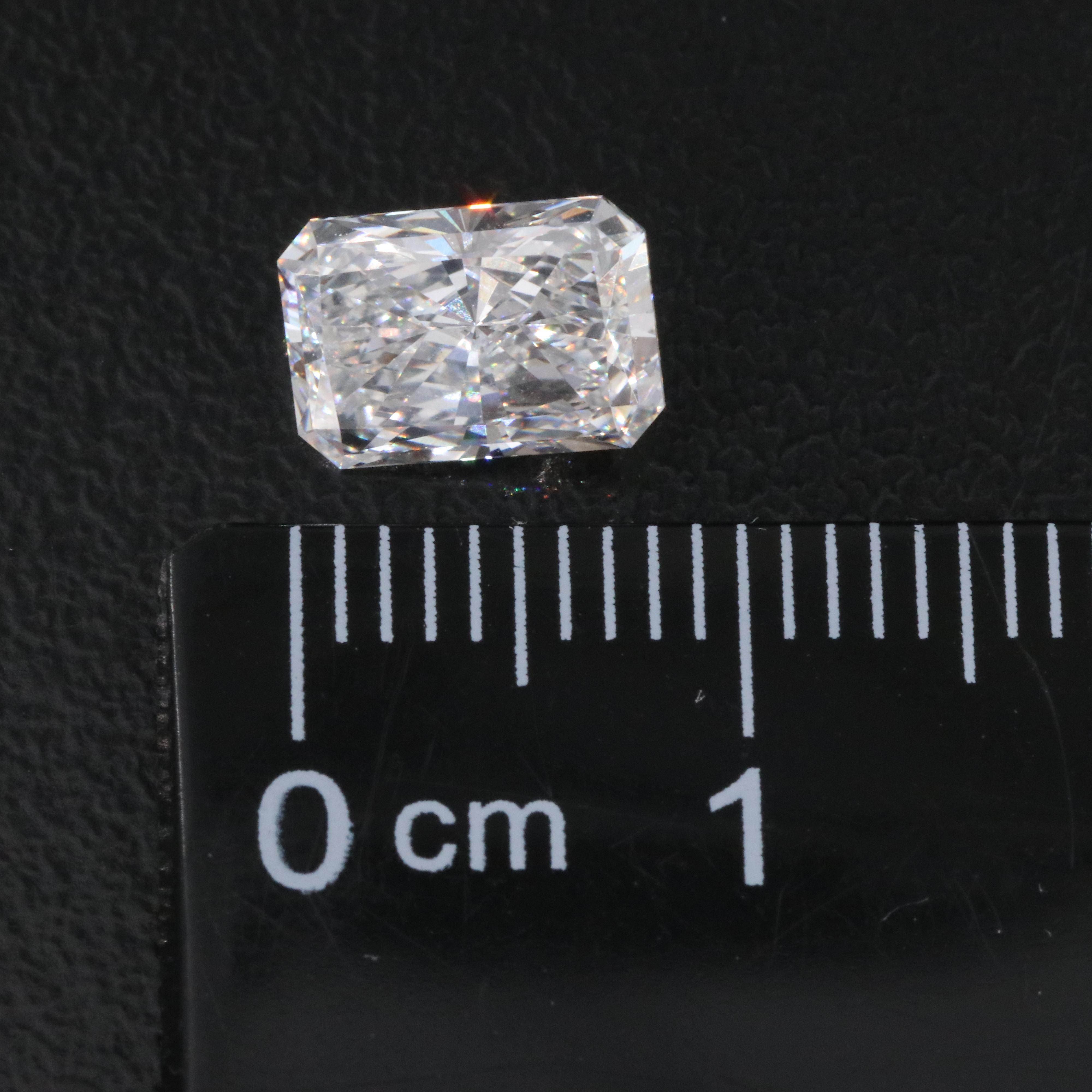 Loose 1.59 CT Lab Grown Diamond with IGI Report