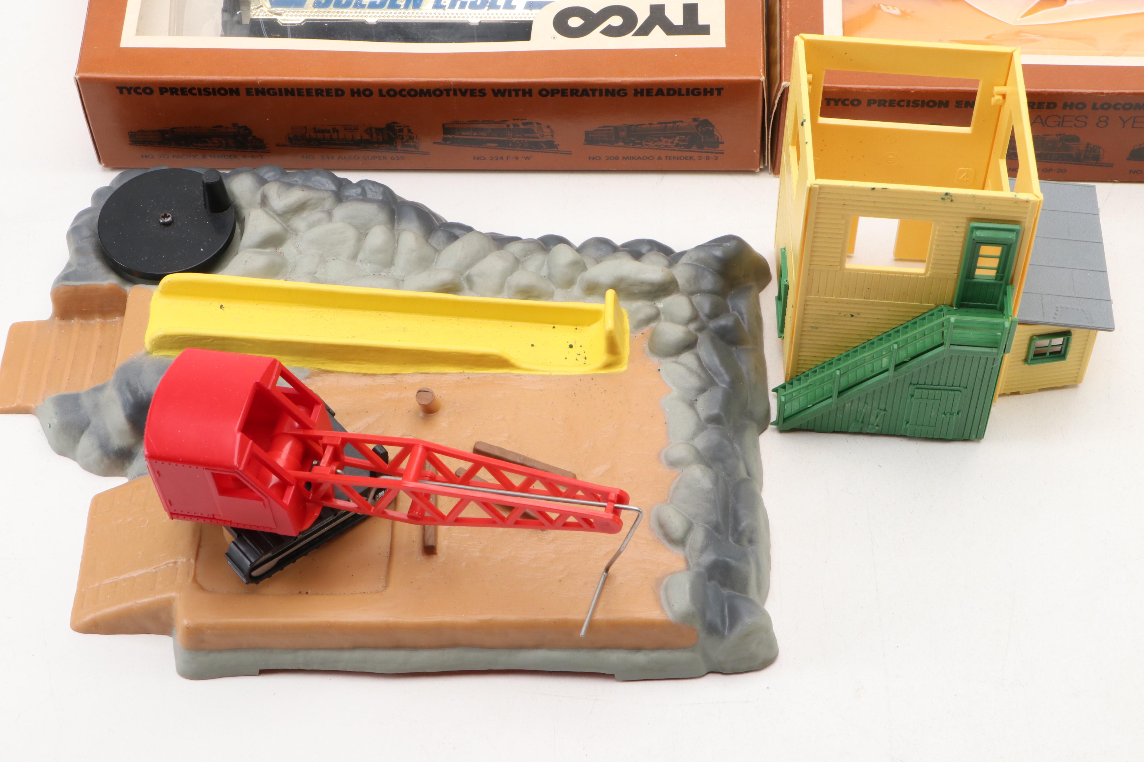 Tyco Train Cars with Tru-Steel Tracks and Buildings and Scenery