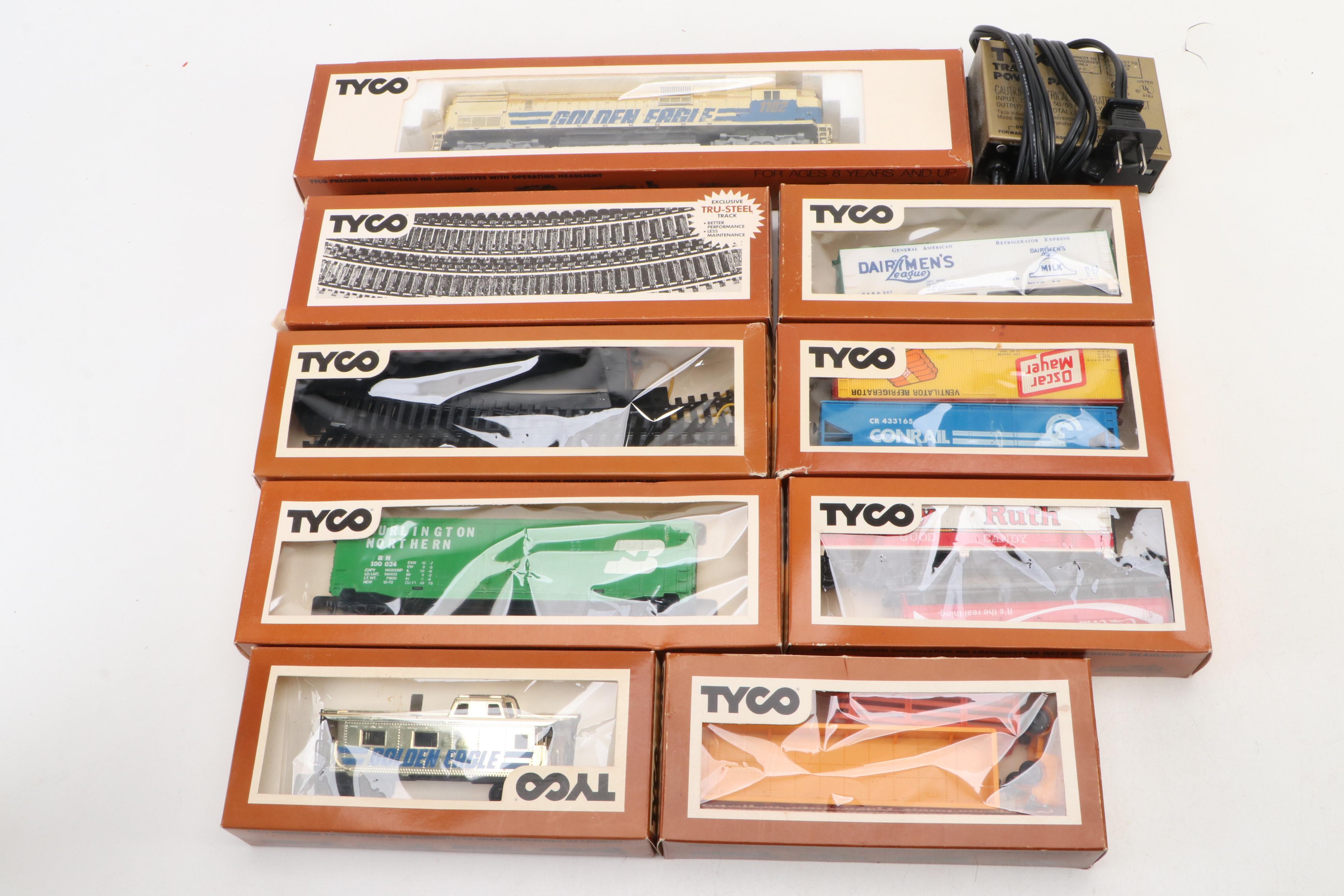 Tyco Train Cars with Tru-Steel Tracks and Buildings and Scenery