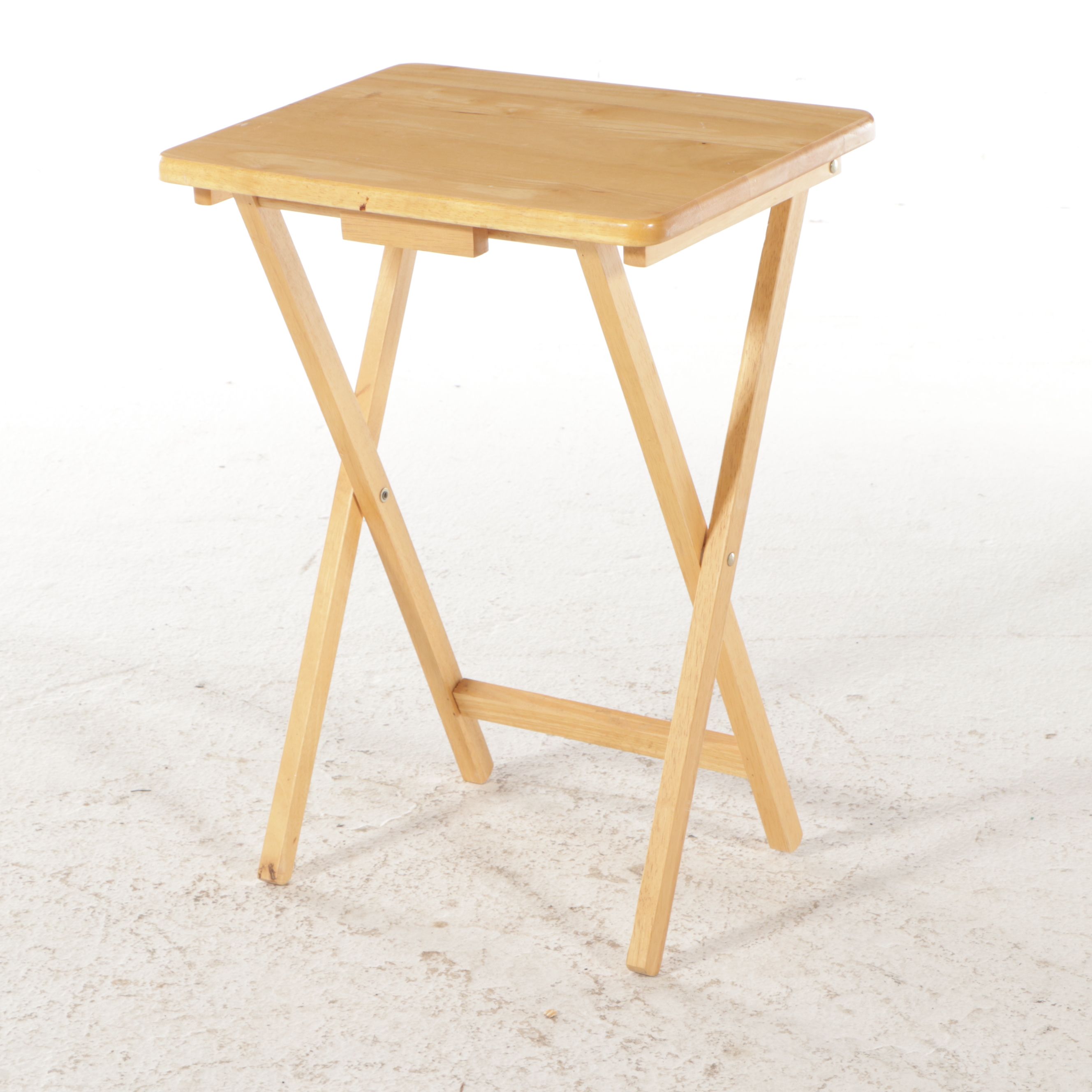 Four Apple Furniture Blonde Wood Folding Chairs with Folding Accent Table