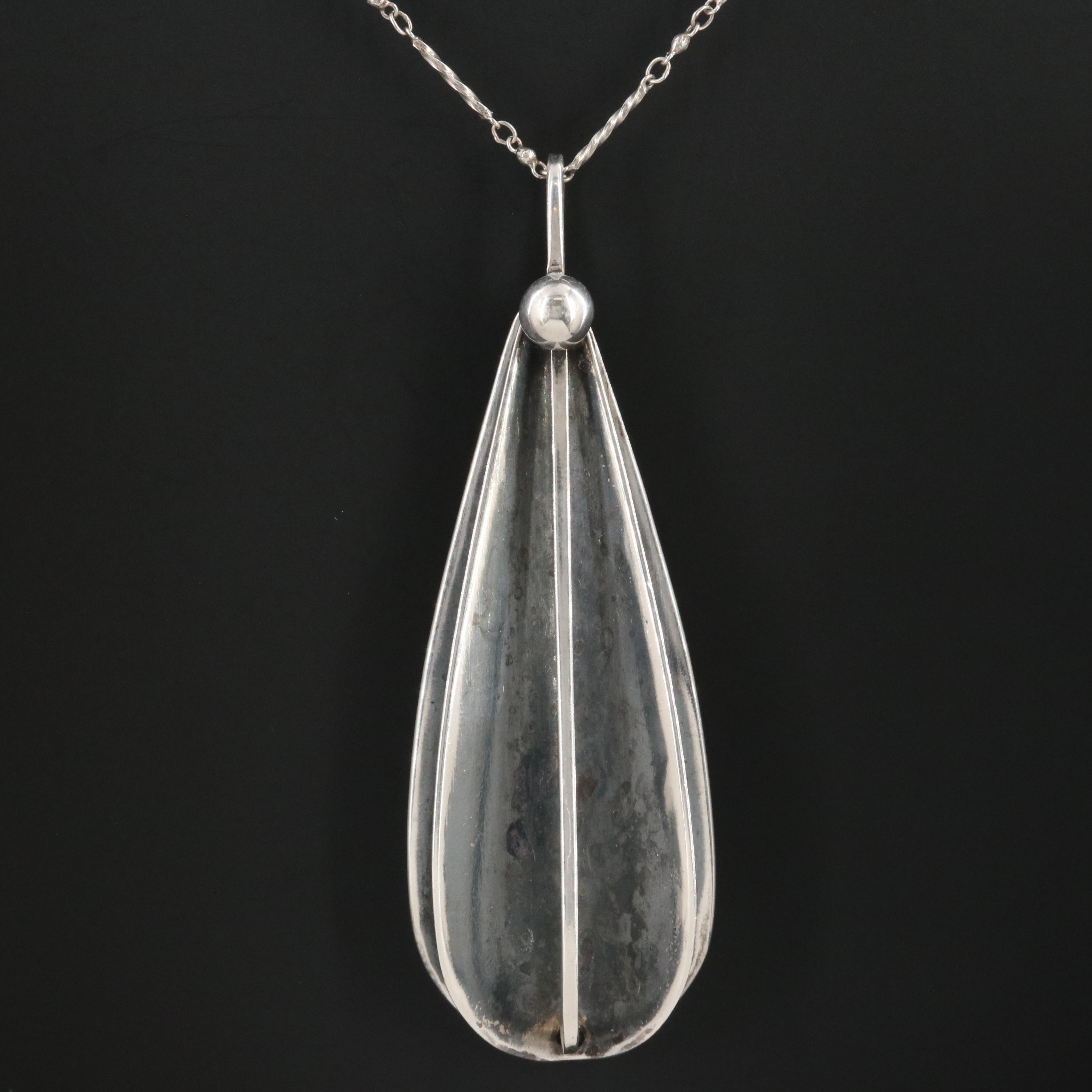 Otto Robert Bade Sterling Fluted Pendant Twist Bar Link Necklace