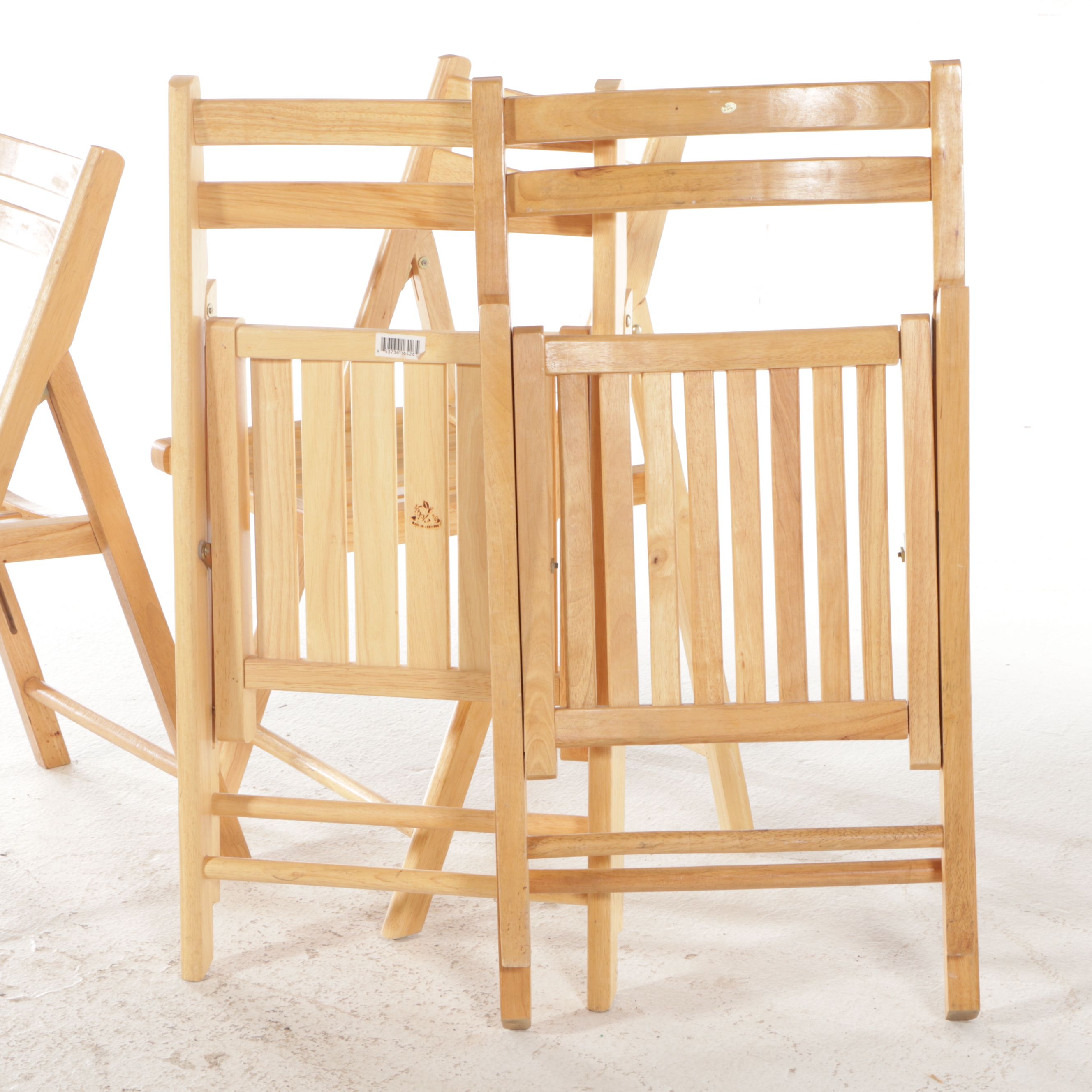 Four Apple Furniture Blonde Wood Folding Chairs with Folding Accent Table