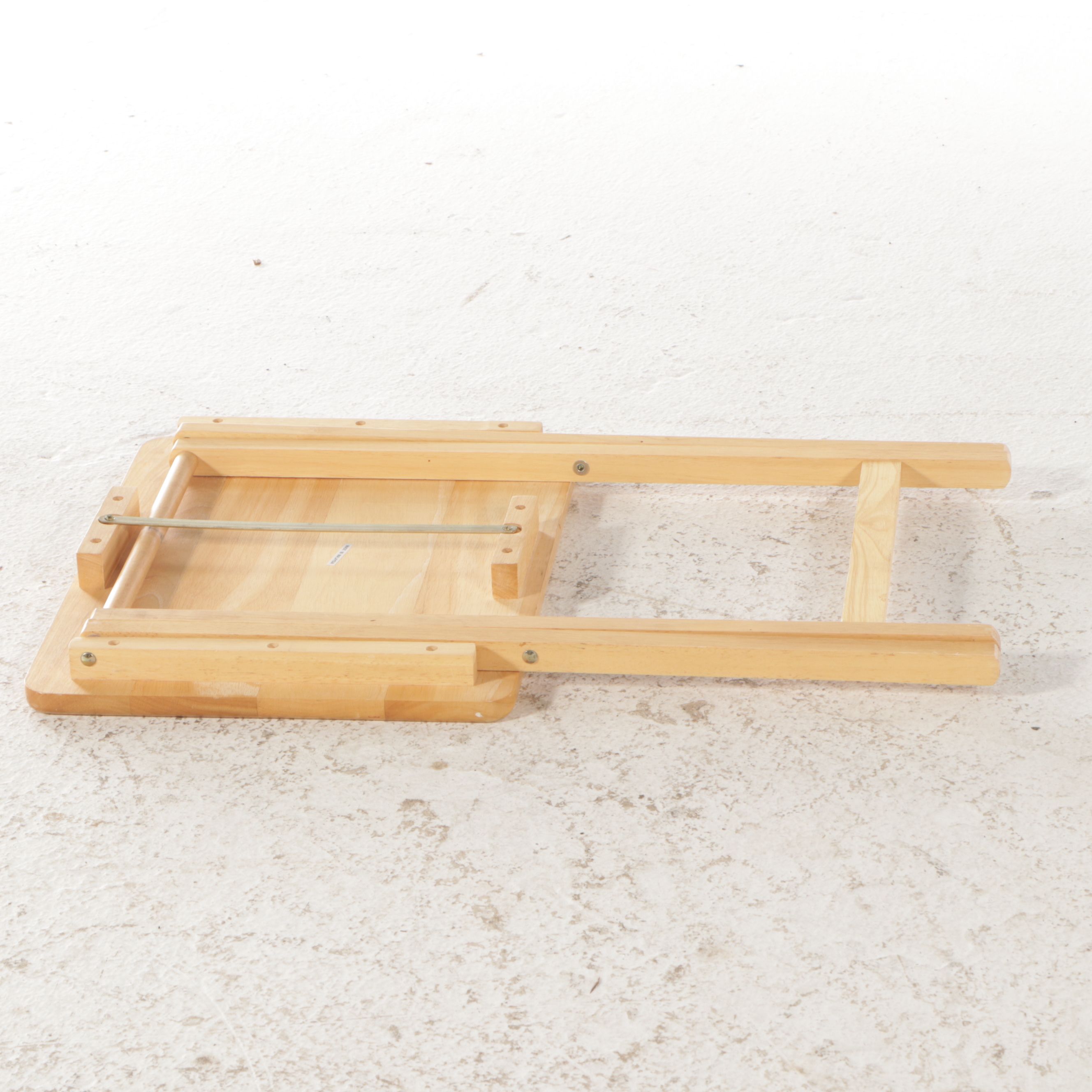 Four Apple Furniture Blonde Wood Folding Chairs with Folding Accent Table