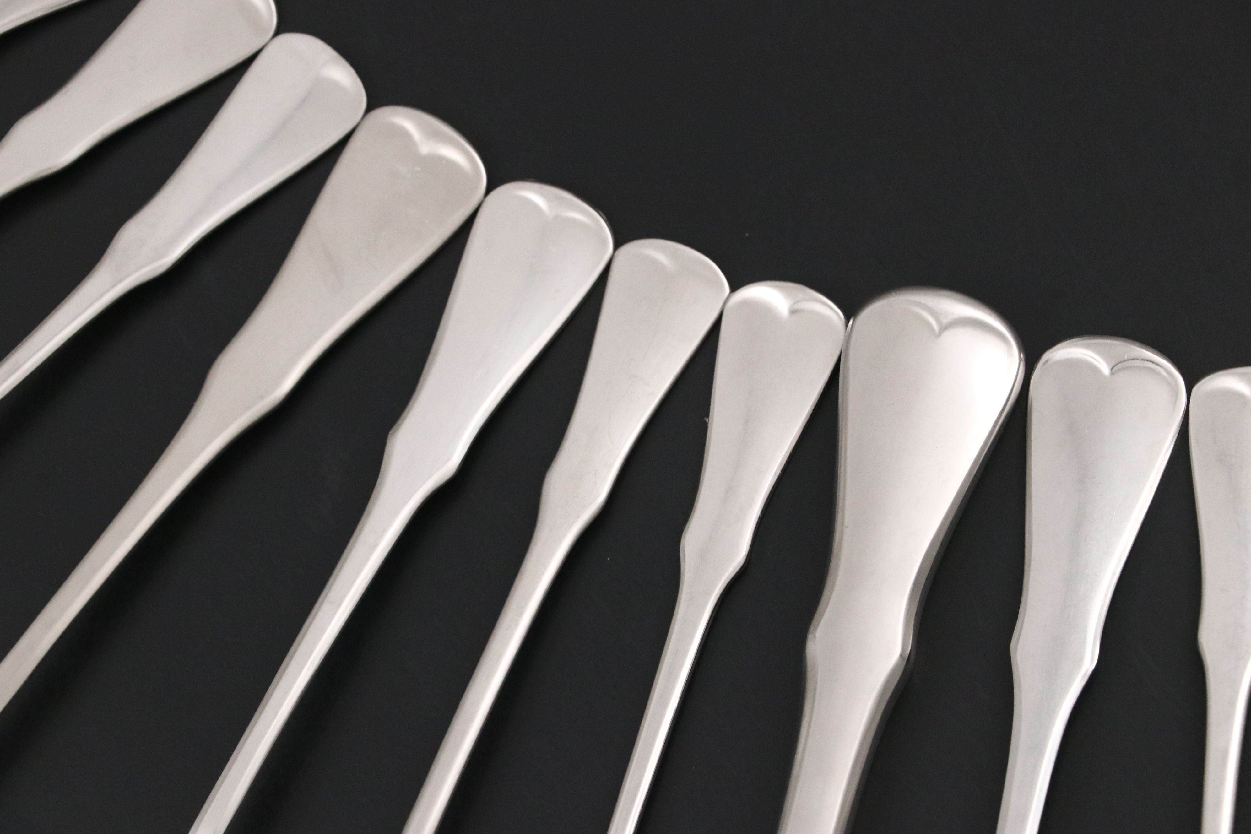 Oneida Community "Patrick Henry" Stainless Steel Flatware
