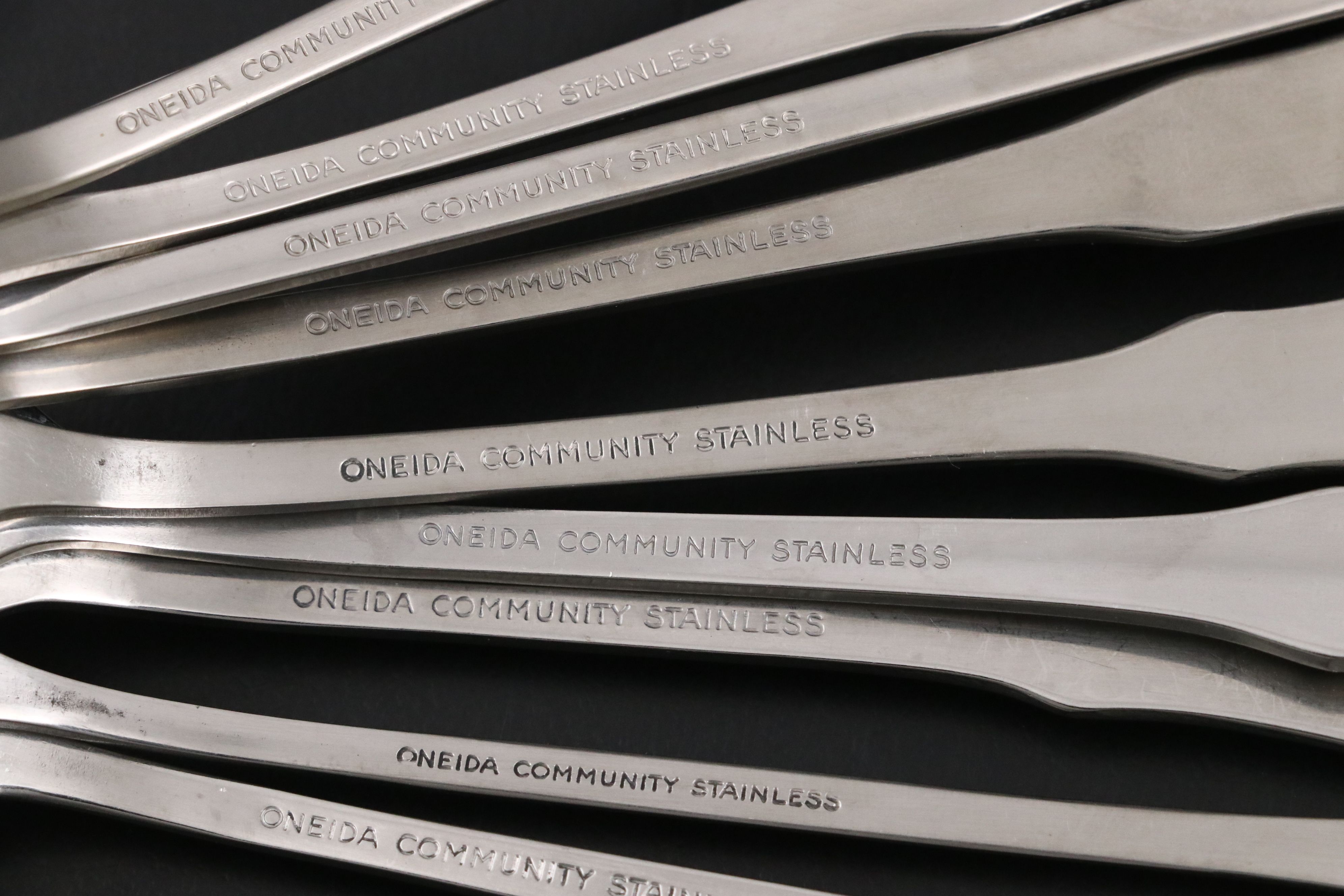 Oneida Community "Patrick Henry" Stainless Steel Flatware