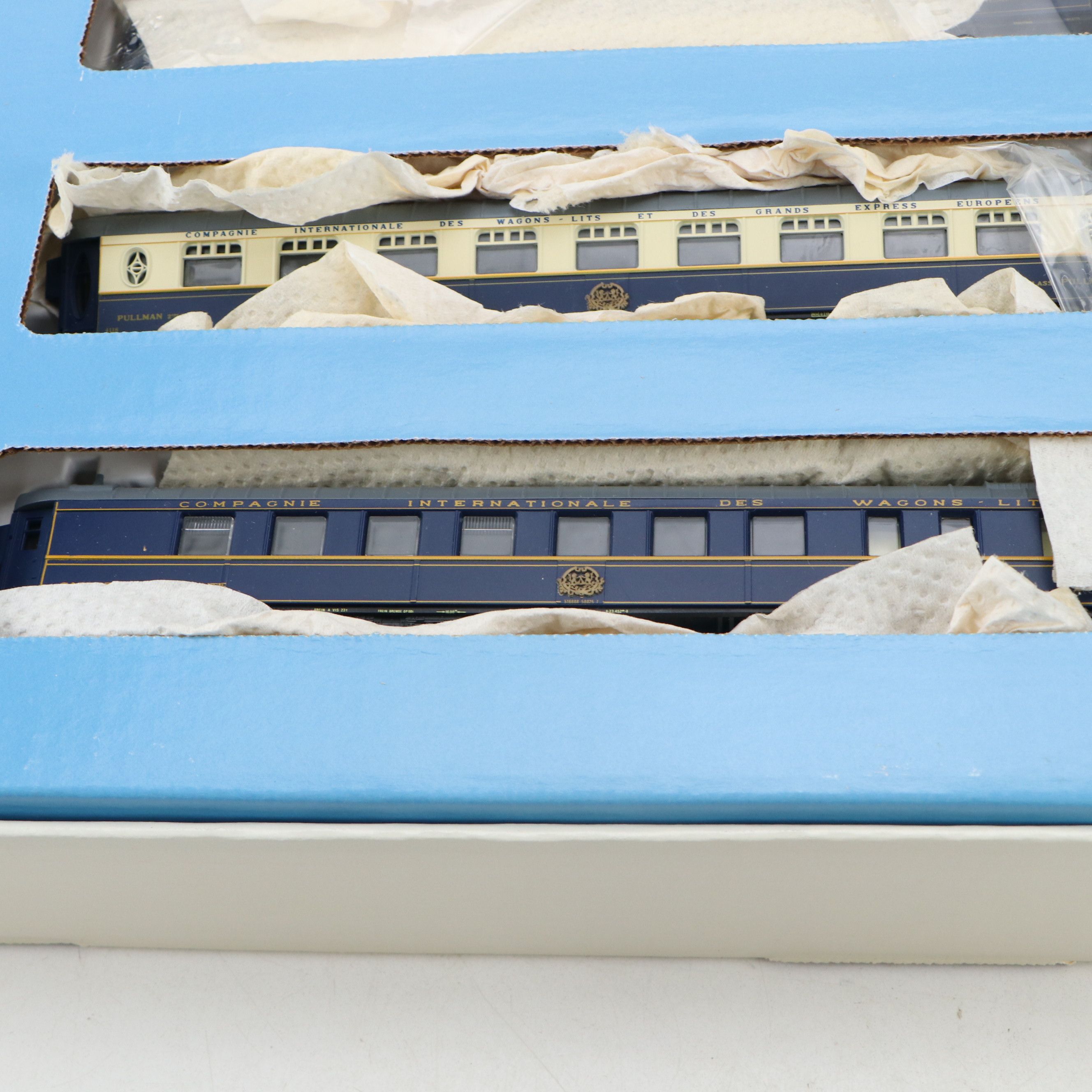 Bachmann "Orient Express" and "Flying Scot" Model Train Box Sets