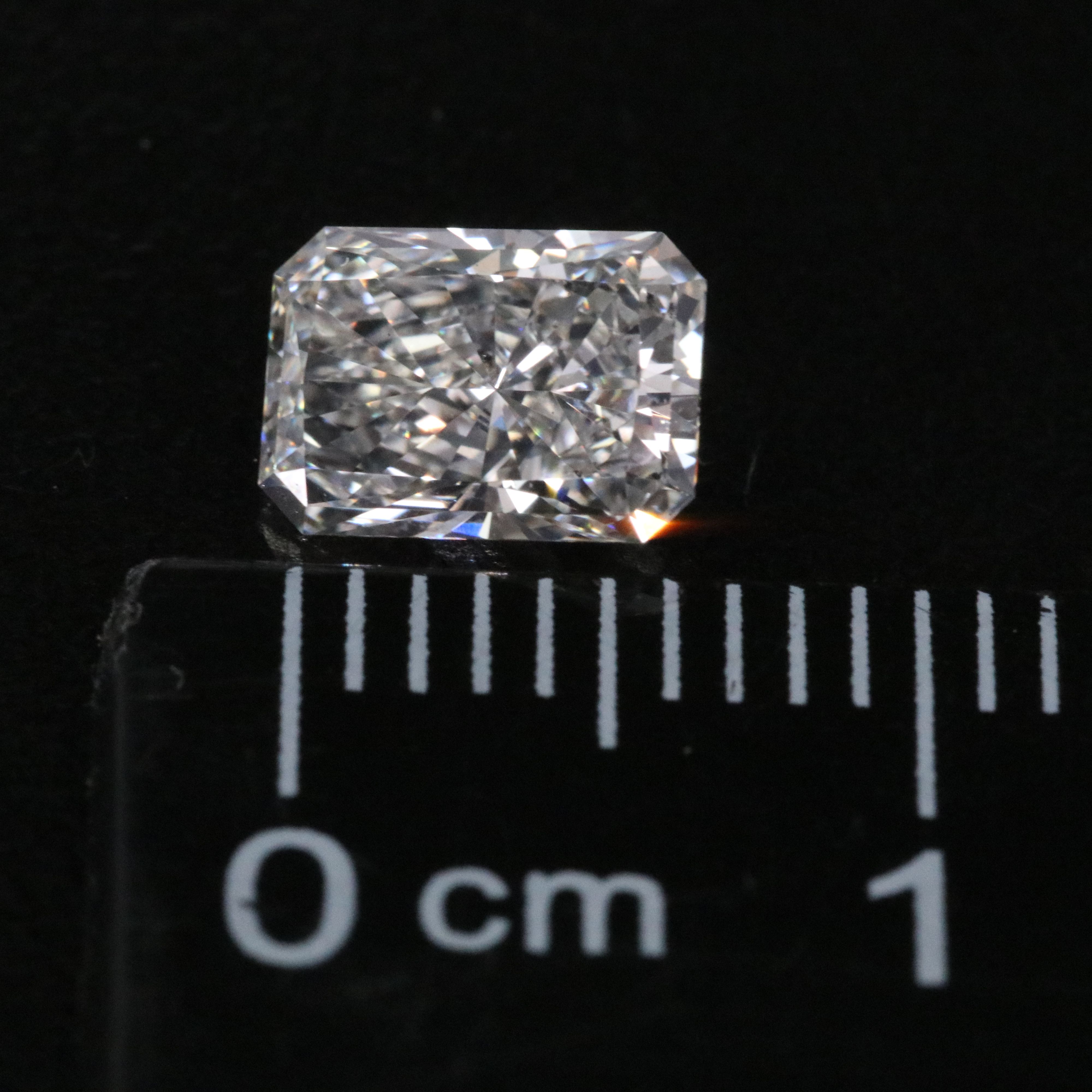Loose 1.04 CT Lab Grown Diamond with IGI Report