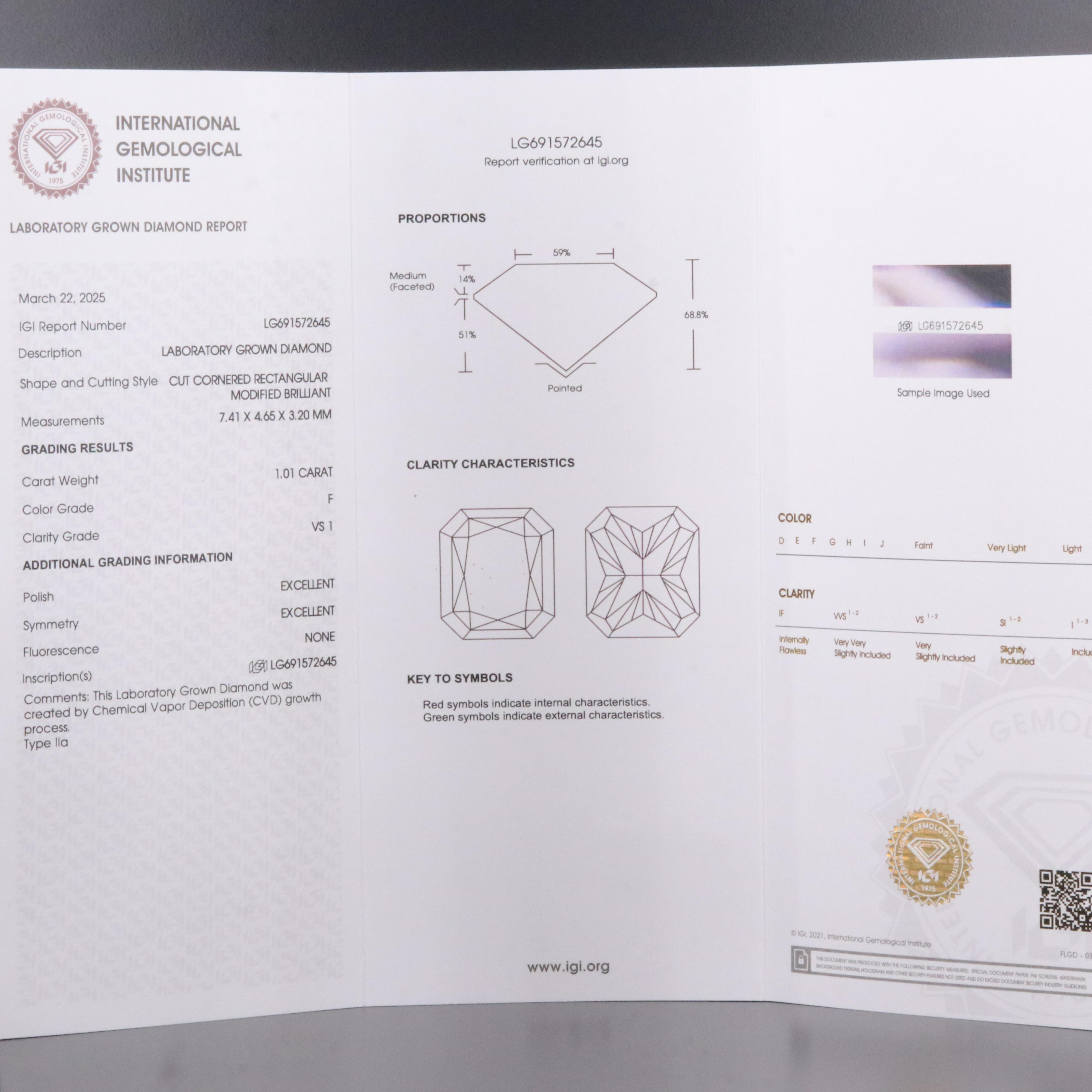 14K 1.01 CT Lab Grown Diamond Solitaire Ring with IGI Report