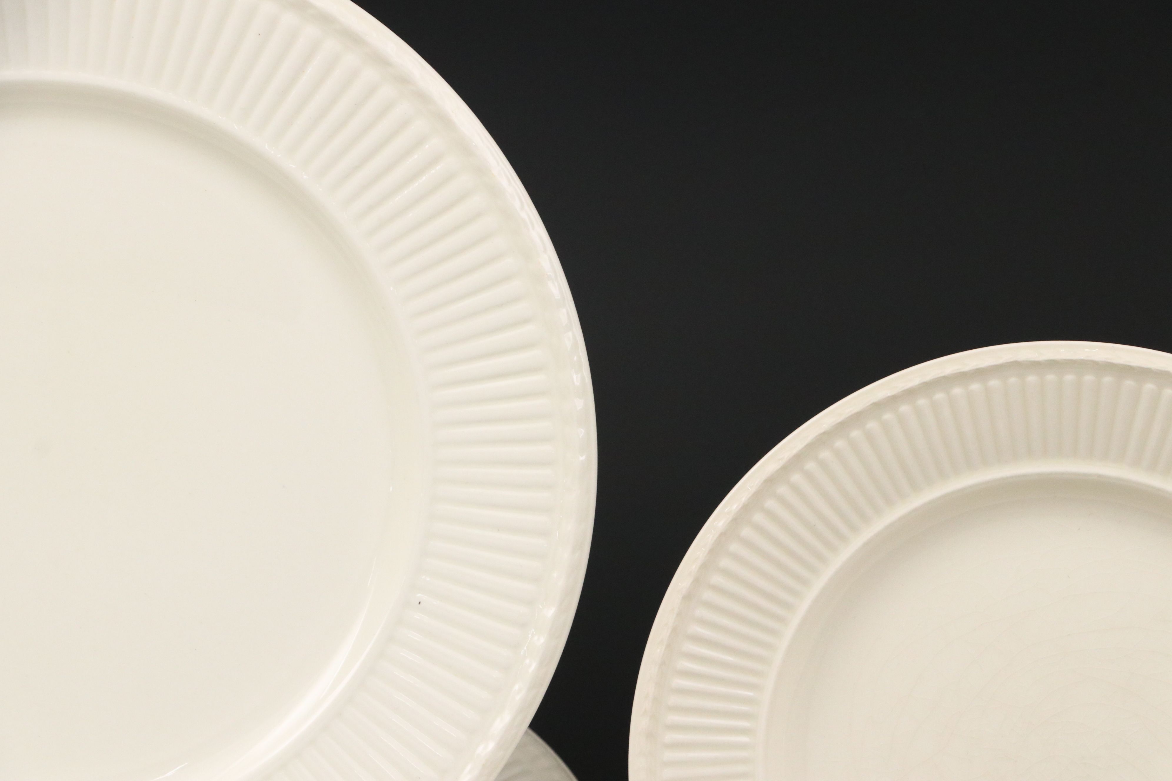 Wedgwood "Edme" Ceramic Dinnerware, 20th Century