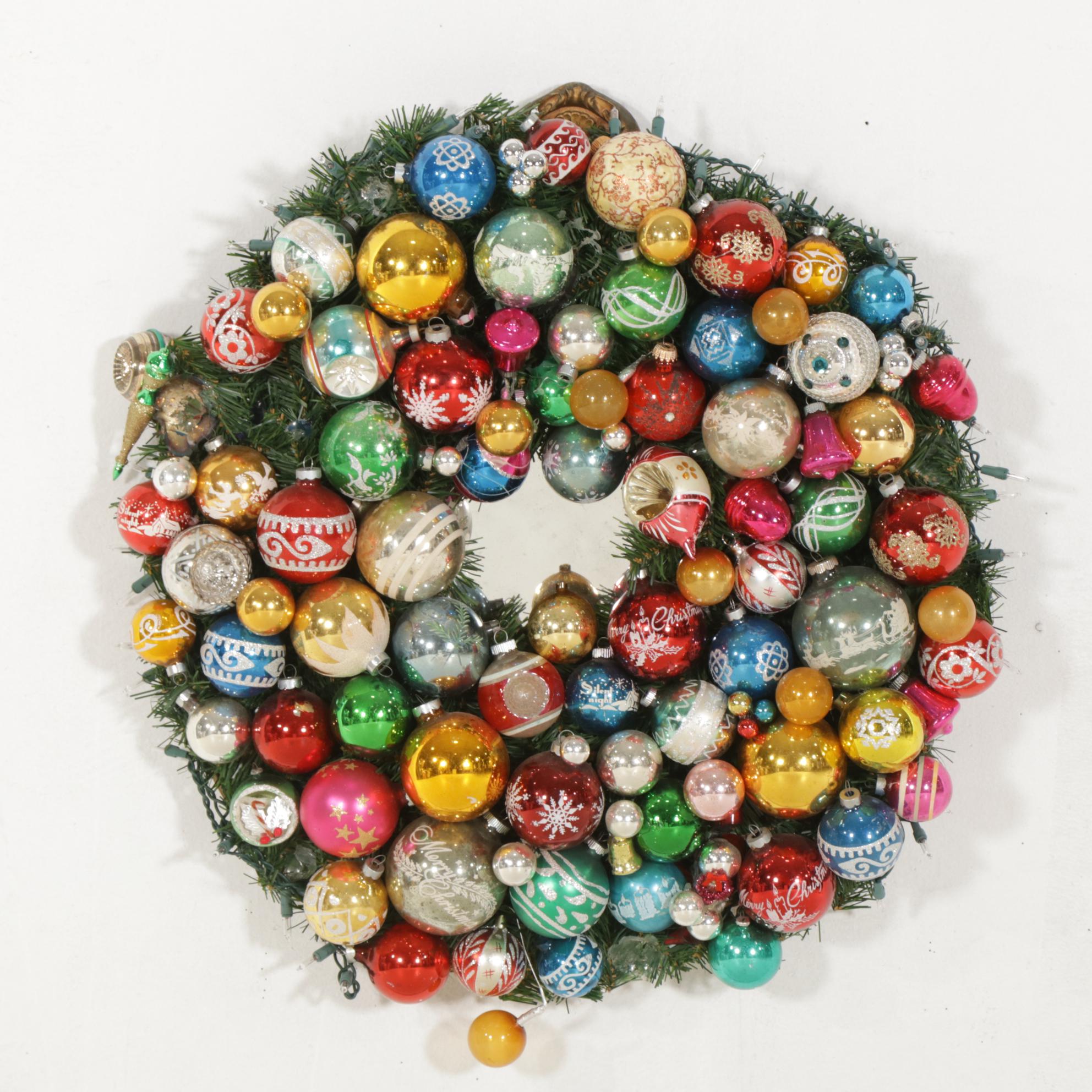 Illuminated Christmas Wreath with Glass Ornaments and Mirror