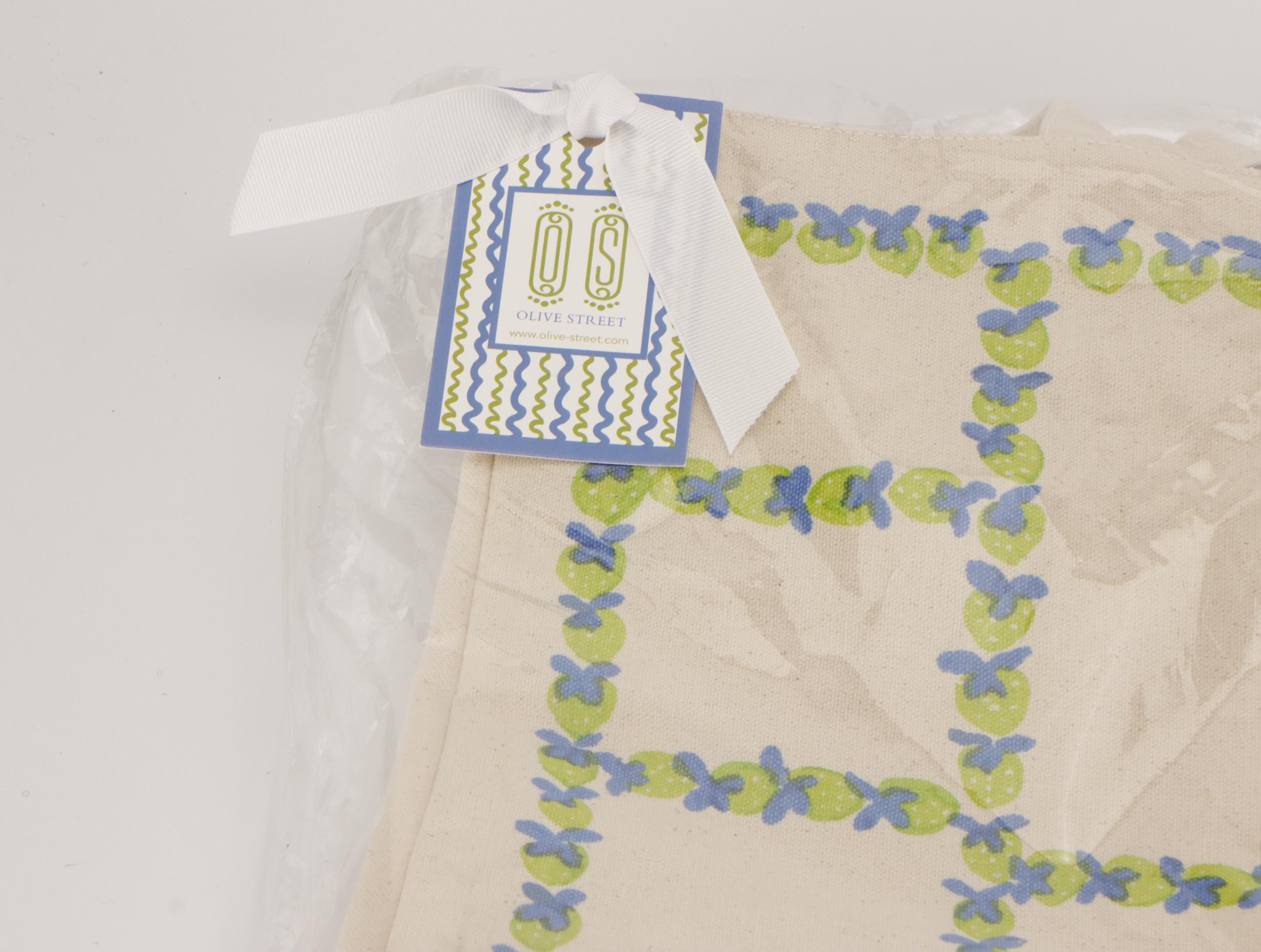 Olive Street Totes and Zip Pouch in Multicolored Printed Cotton Canvas