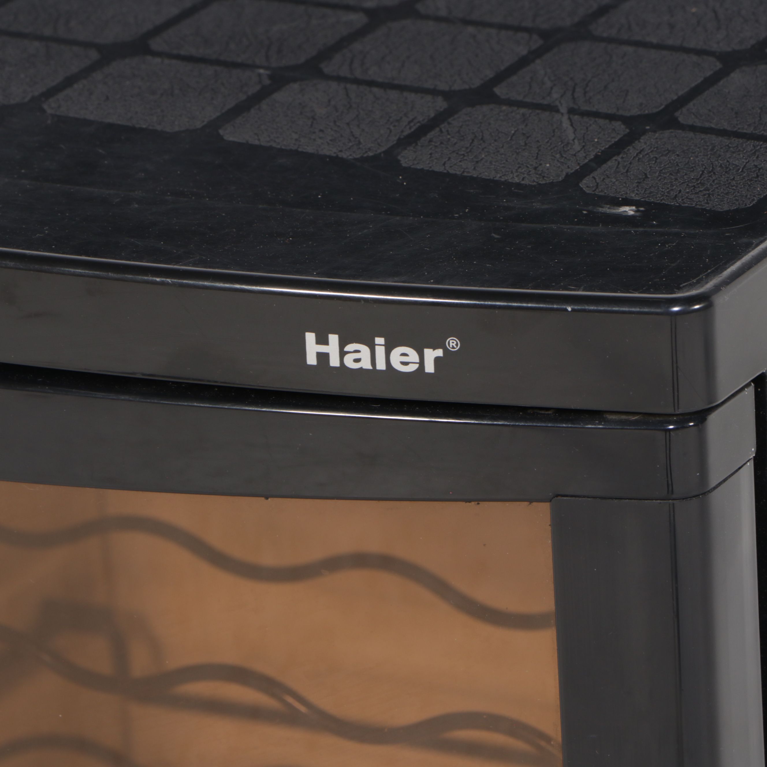 Haier Wine Refrigerator/Chiller