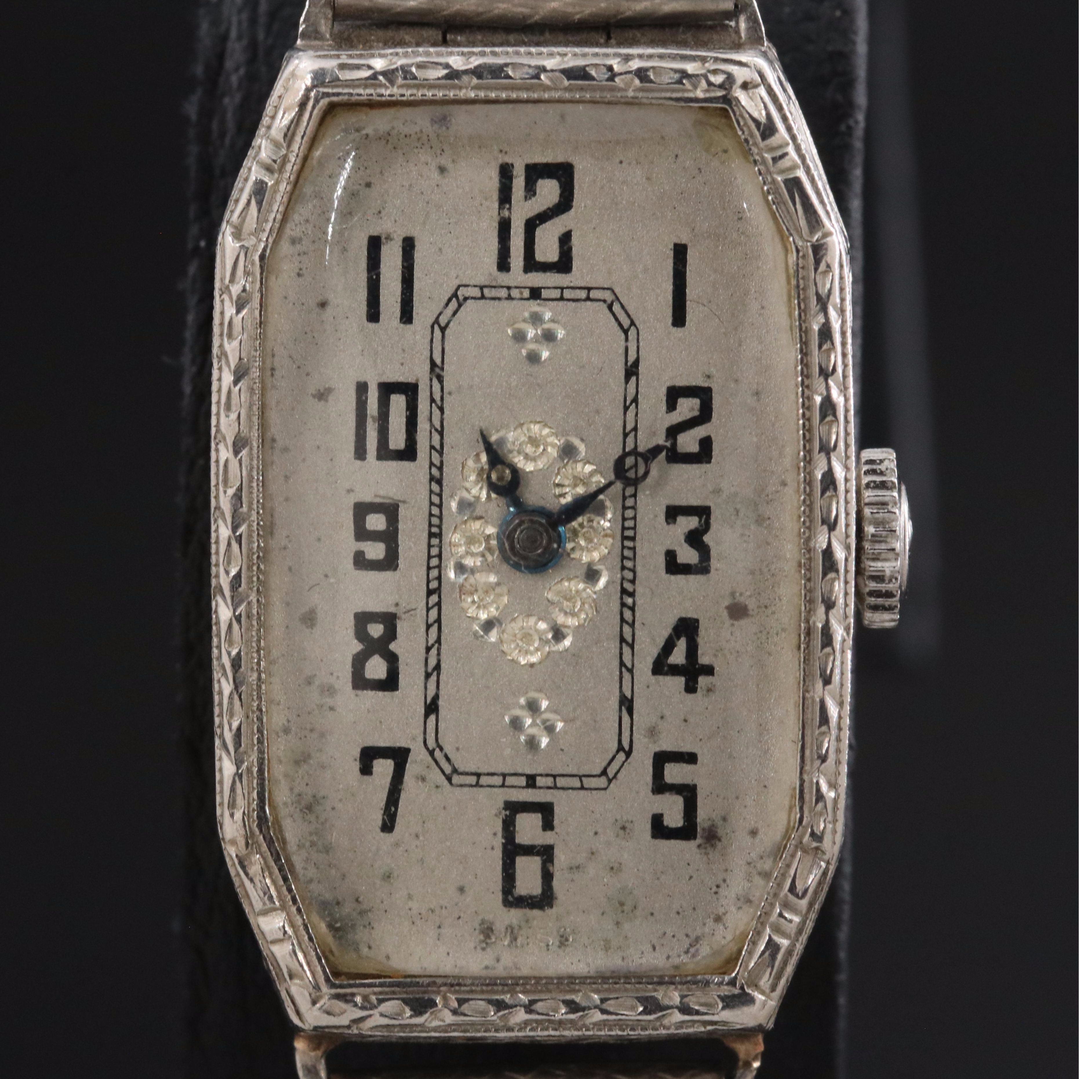 Art Deco Platinum Hand-Engraved Watch