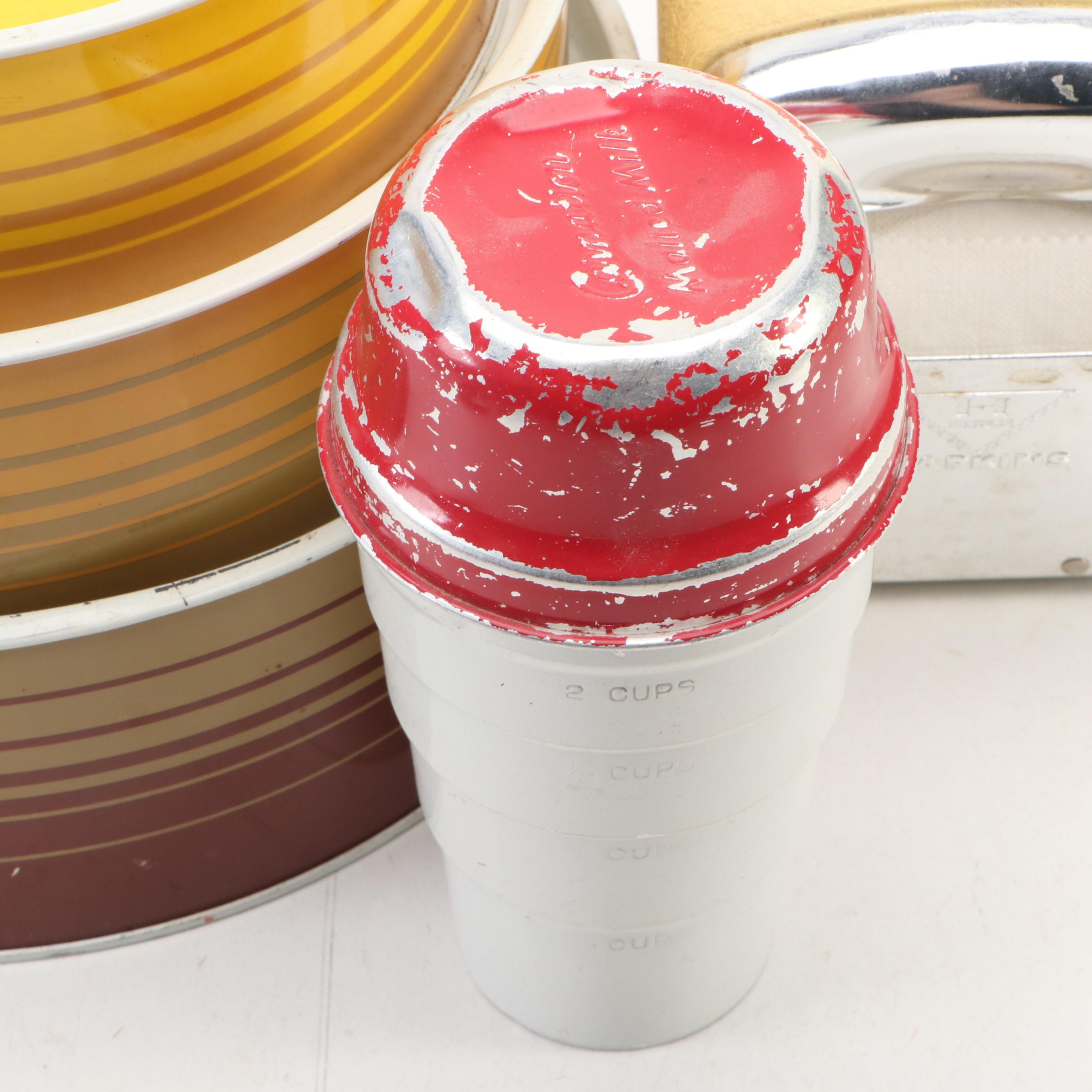 GT Designs English Canister Set with Carnation Malt Shaker and Napkin Holder