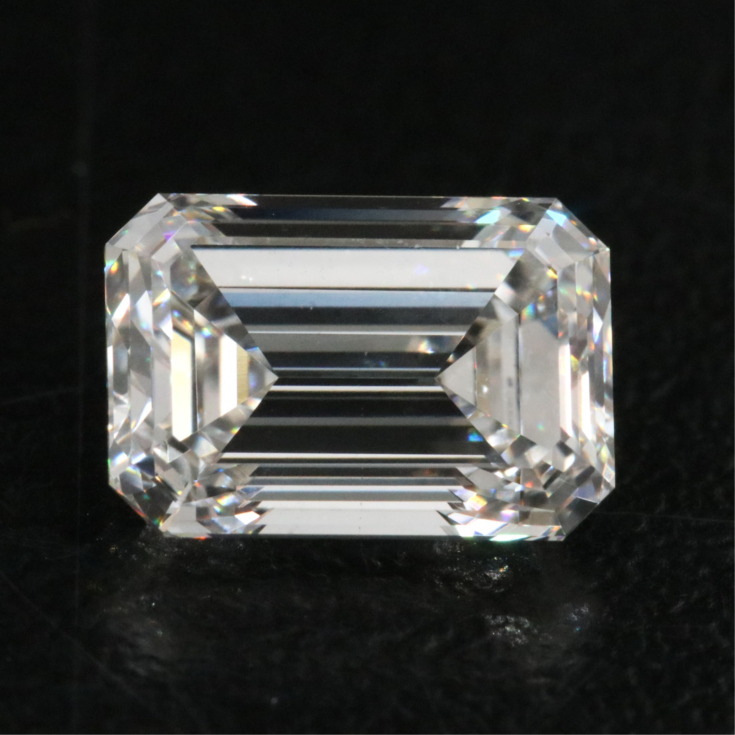 Loose 2.16 CT Lab Grown Diamond with IGI Report