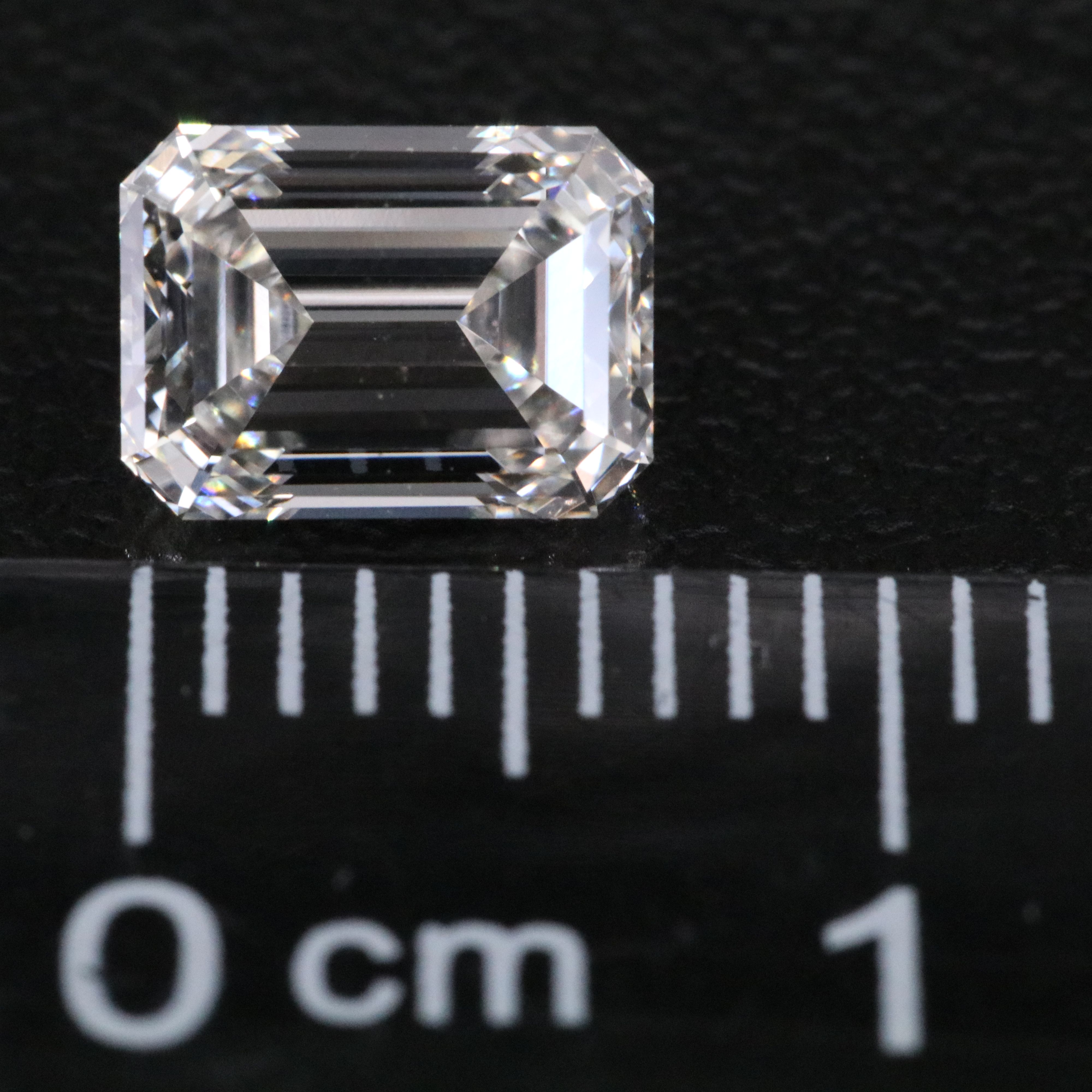 Loose 1.37 CT Lab Grown Diamond with IGI Report