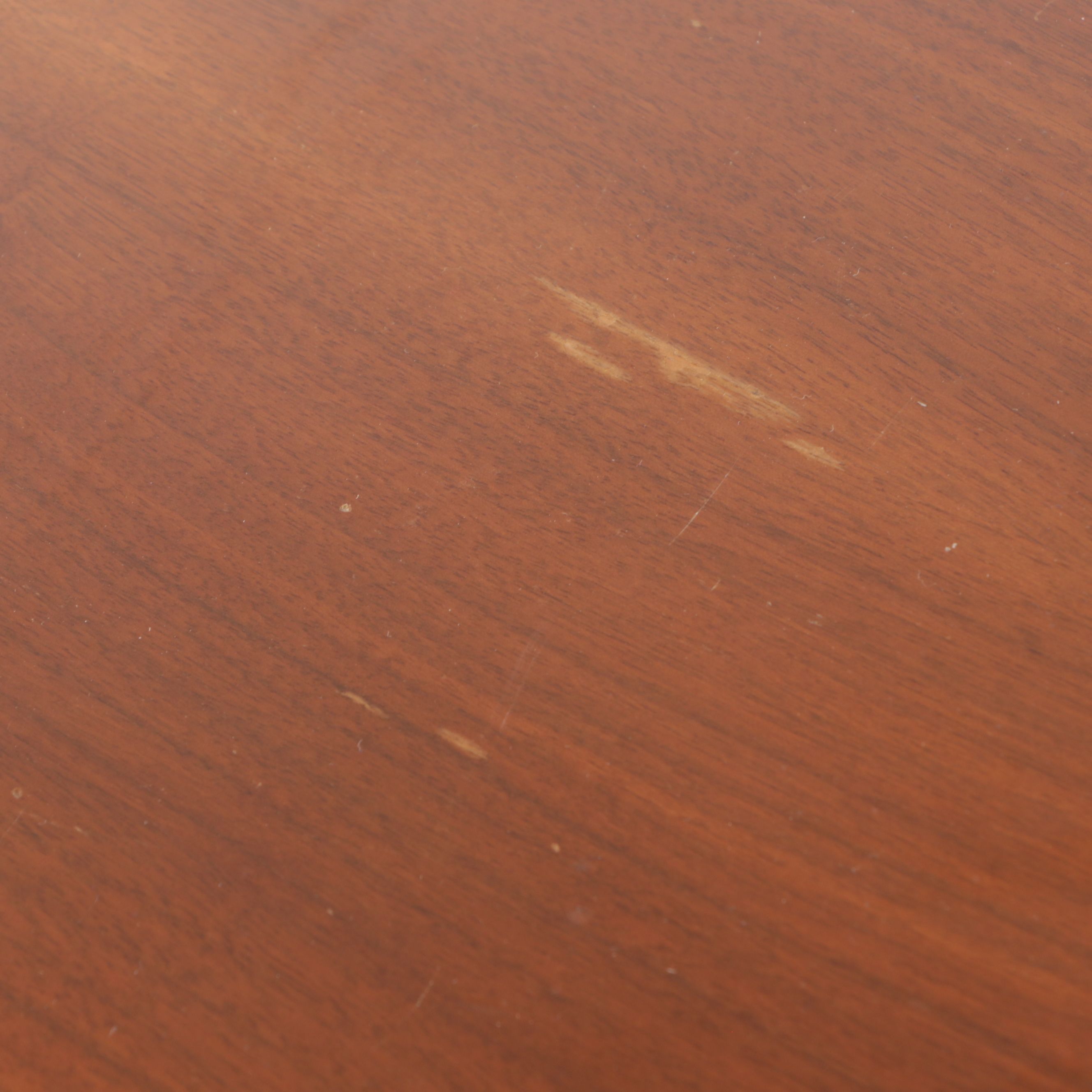 White Sewing Machine and Mahogany Veneer Sewing Machine Table