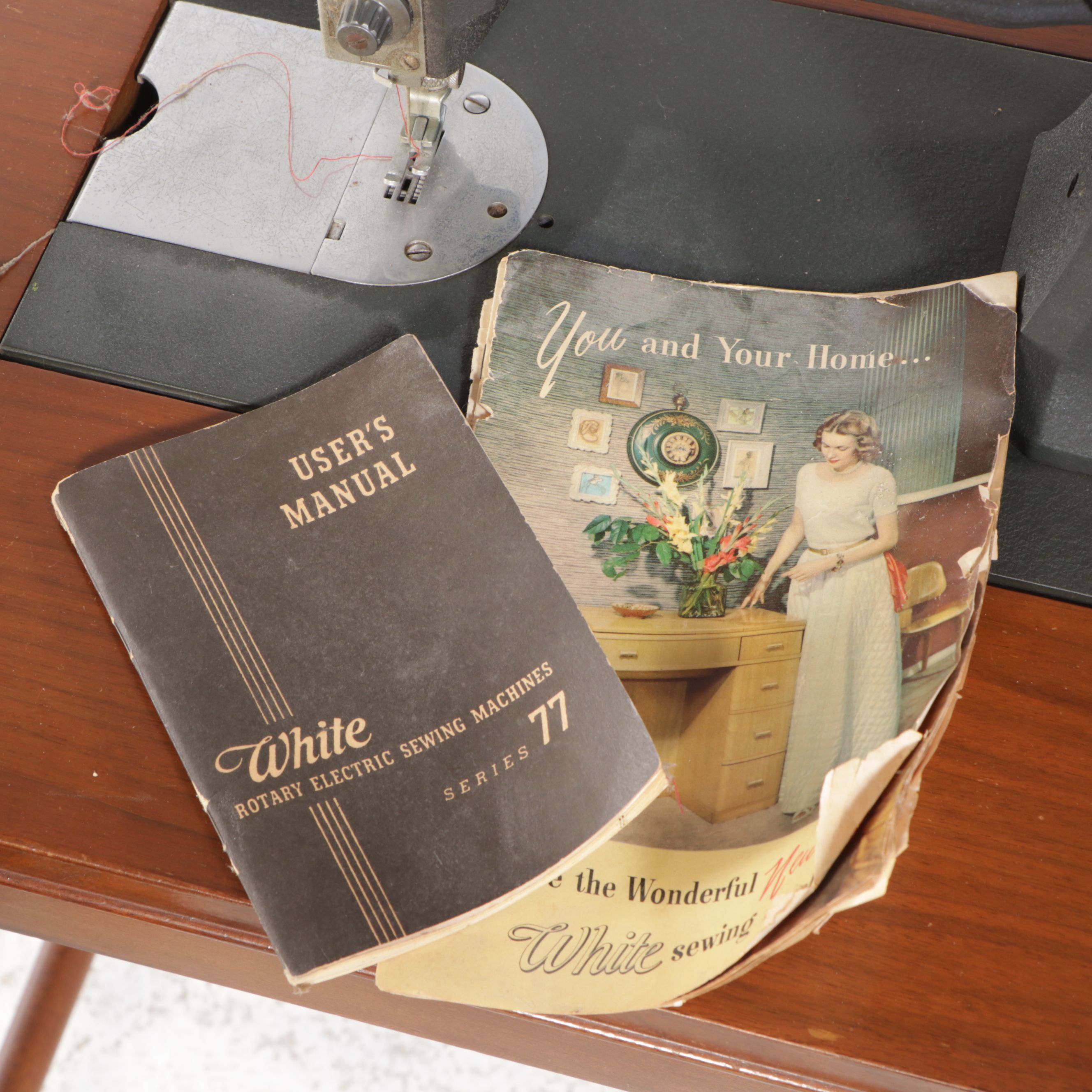 White Sewing Machine and Mahogany Veneer Sewing Machine Table