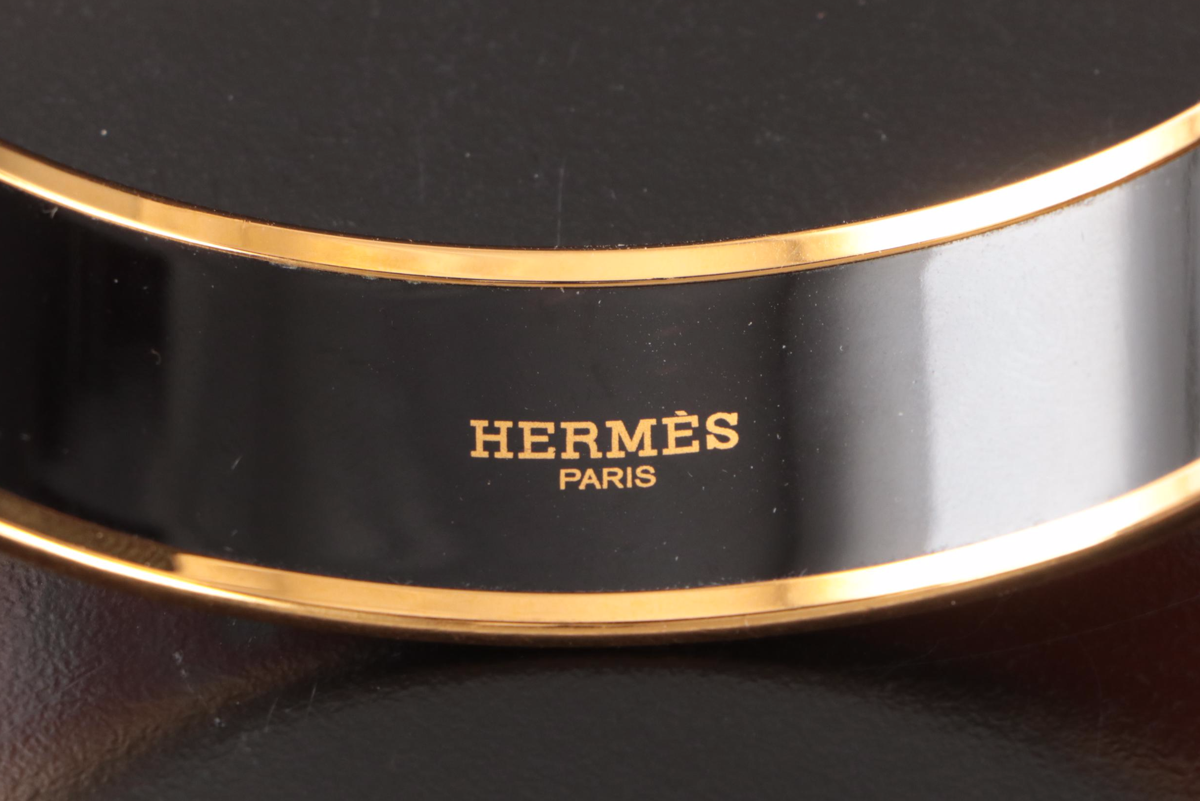 Hermès Calèche Wide Enamel Bangle Bracelet